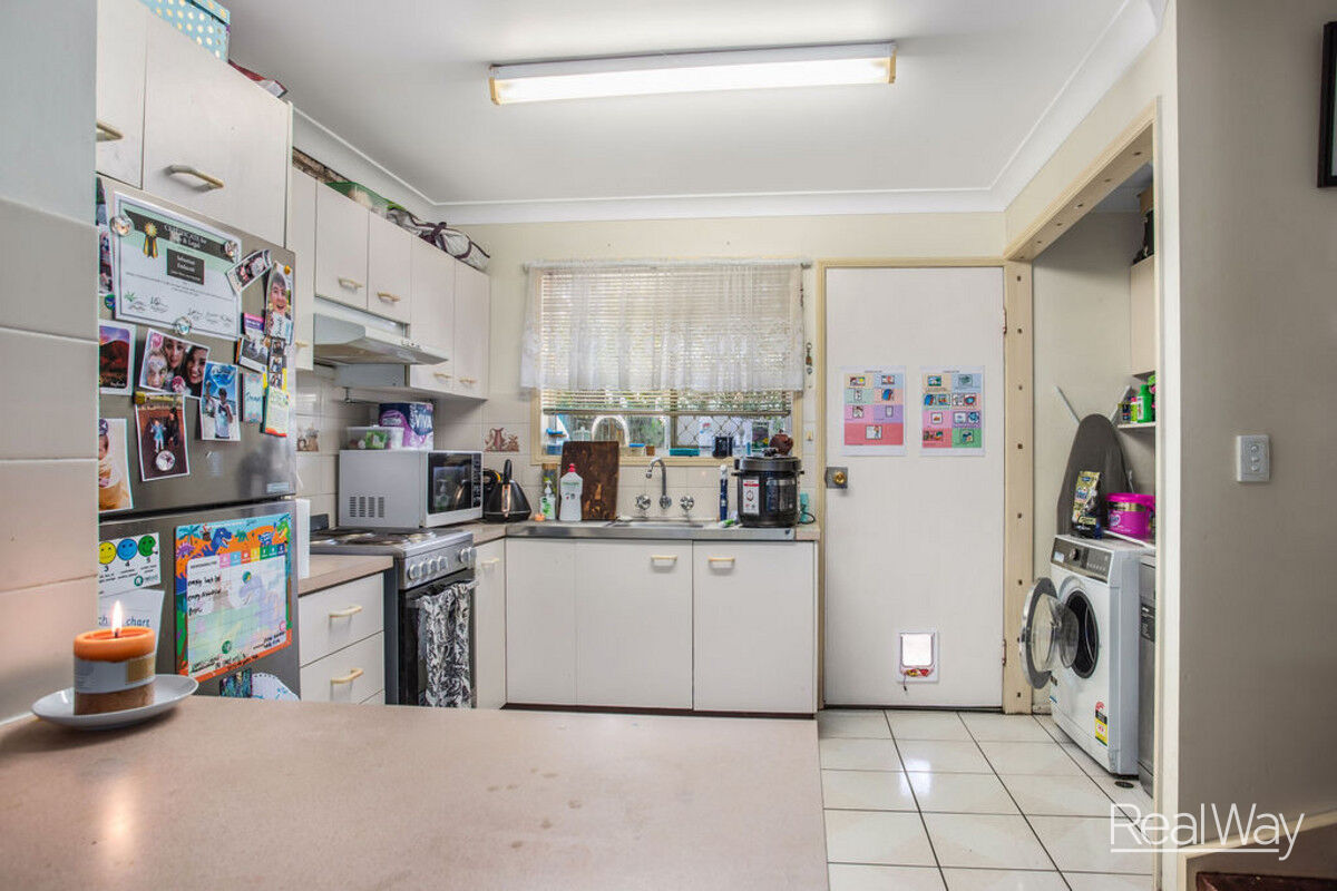 4/5 Duce Street, Bundamba, Qld, 4304 - Image 4