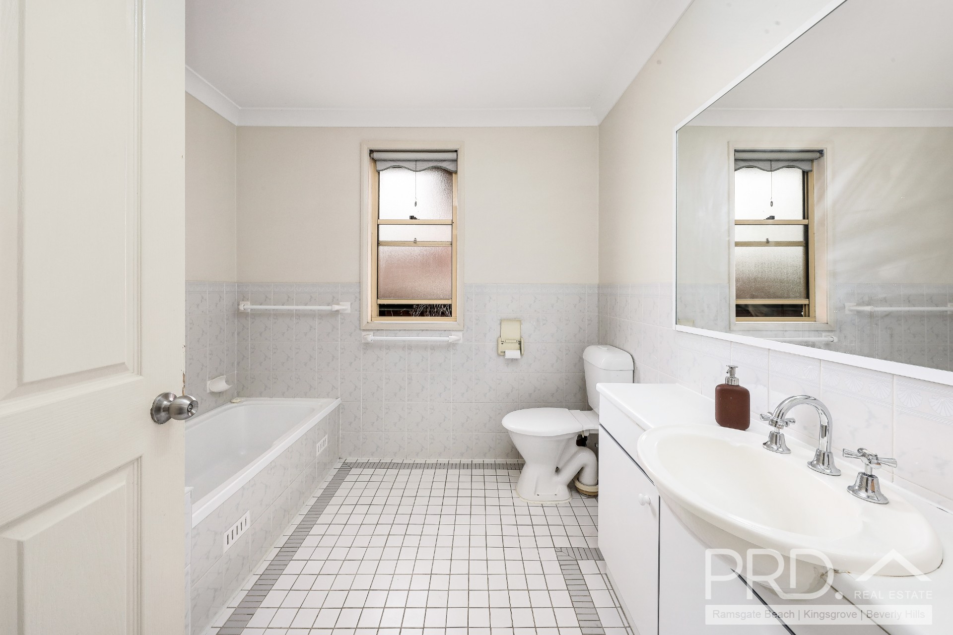 3-bedroom unit at 34 Miller Avenue, Bexley North, NSW 2207, Bayside (Nsw), New South Wales