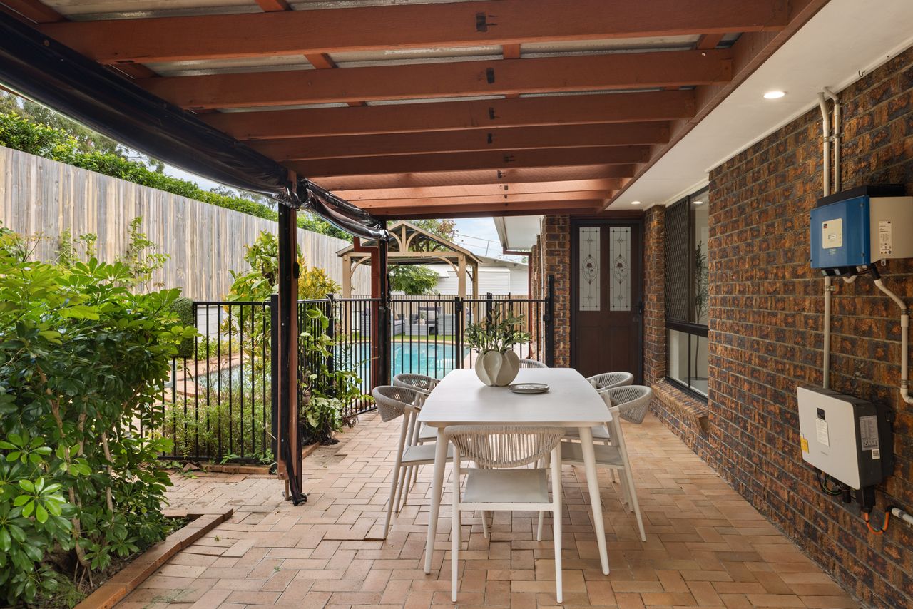7-bedroom house at 6 MIRBELIA STREET, Kenmore Hills QLD 4069, Brisbane, Queensland