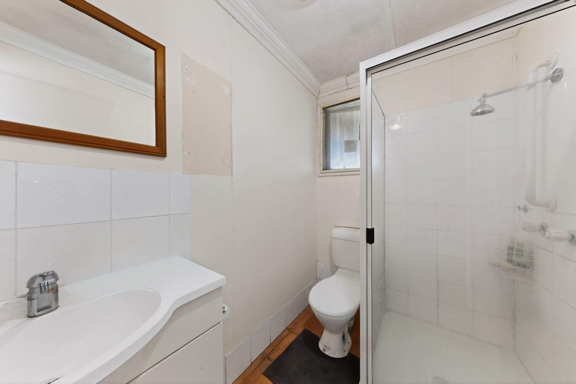 2 Leanne Street, Macleay Island, Qld, 4184 - Image 9