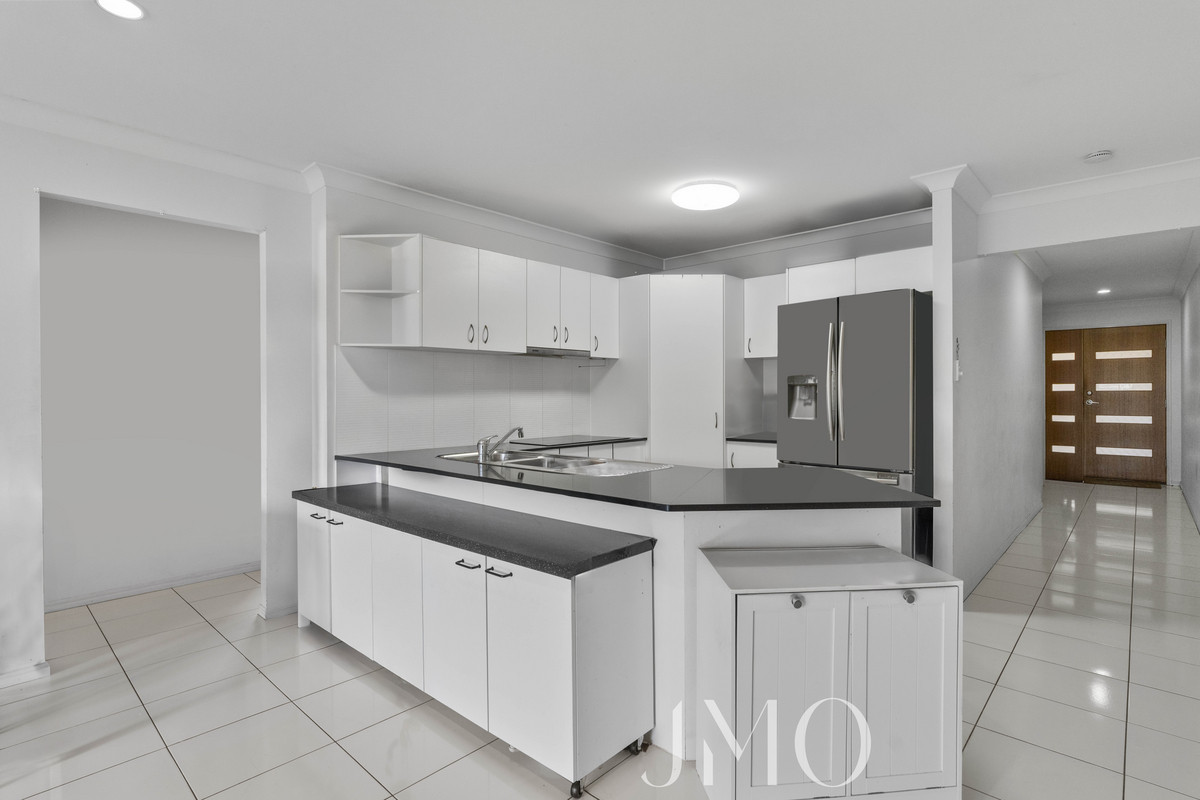 3-bedroom unit at 2 18 BODACIOUS TERRACE, PIMPAMA QLD 4209, Gold Coast, Queensland