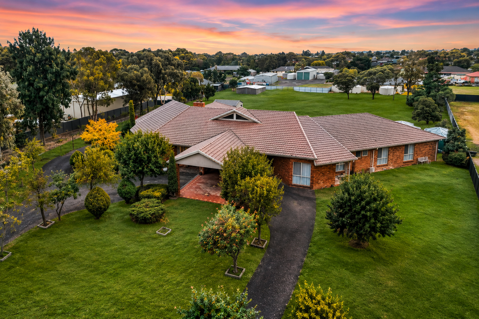 18 BINDOWAN DRIVE, Hoppers Crossing VIC 3029 - Image 1