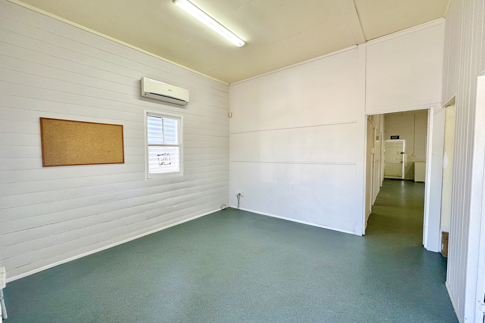 6 Short Street, Bundamba, QLD 4304 - Image 9