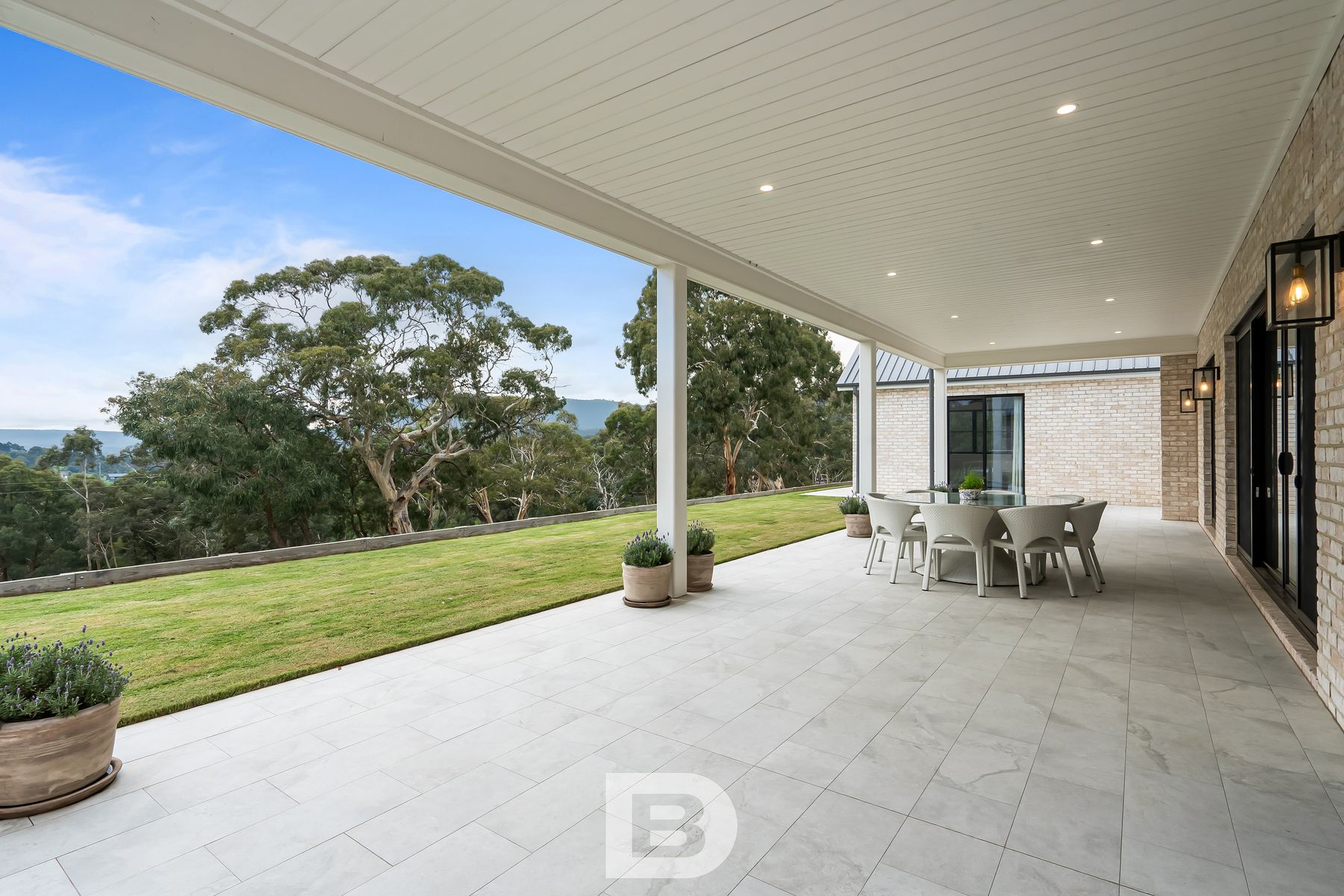 13 COORAMINTA CRESCENT, New Gisborne VIC 3438 - Image 10