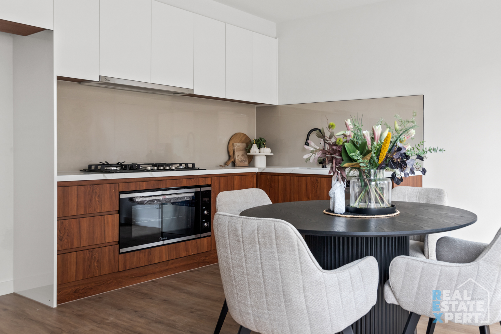 3-bedroom unit at 8 Tiger Way, Officer, VIC 3809, Cardinia, Victoria