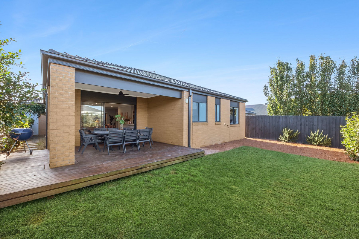 4-bedroom house at 9 Snedden Street, Armstrong Creek, VIC 3217, Greater Geelong, Victoria