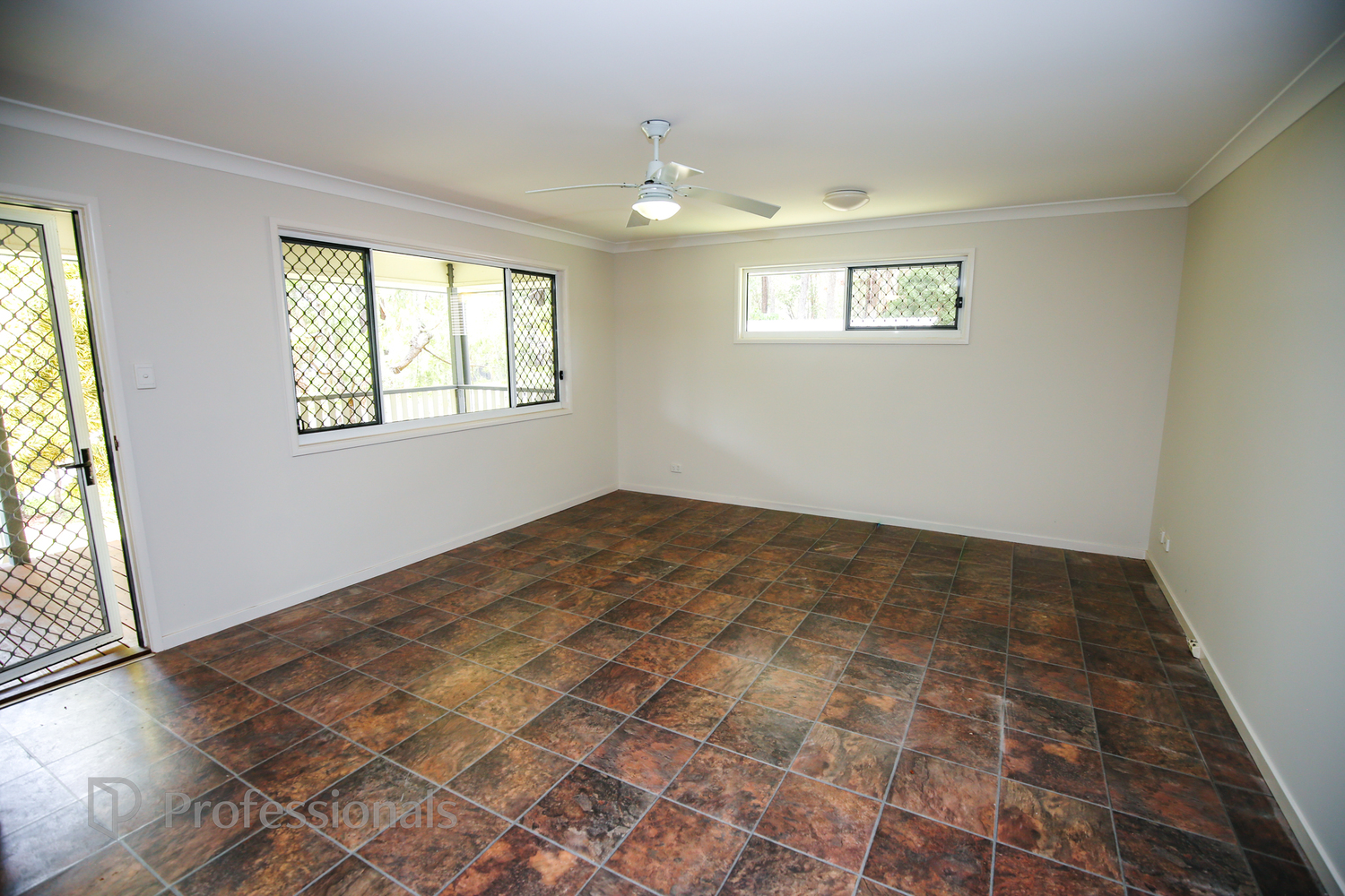 115 HIGH CENTRAL ROAD, Macleay Island QLD 4184 - Image 4