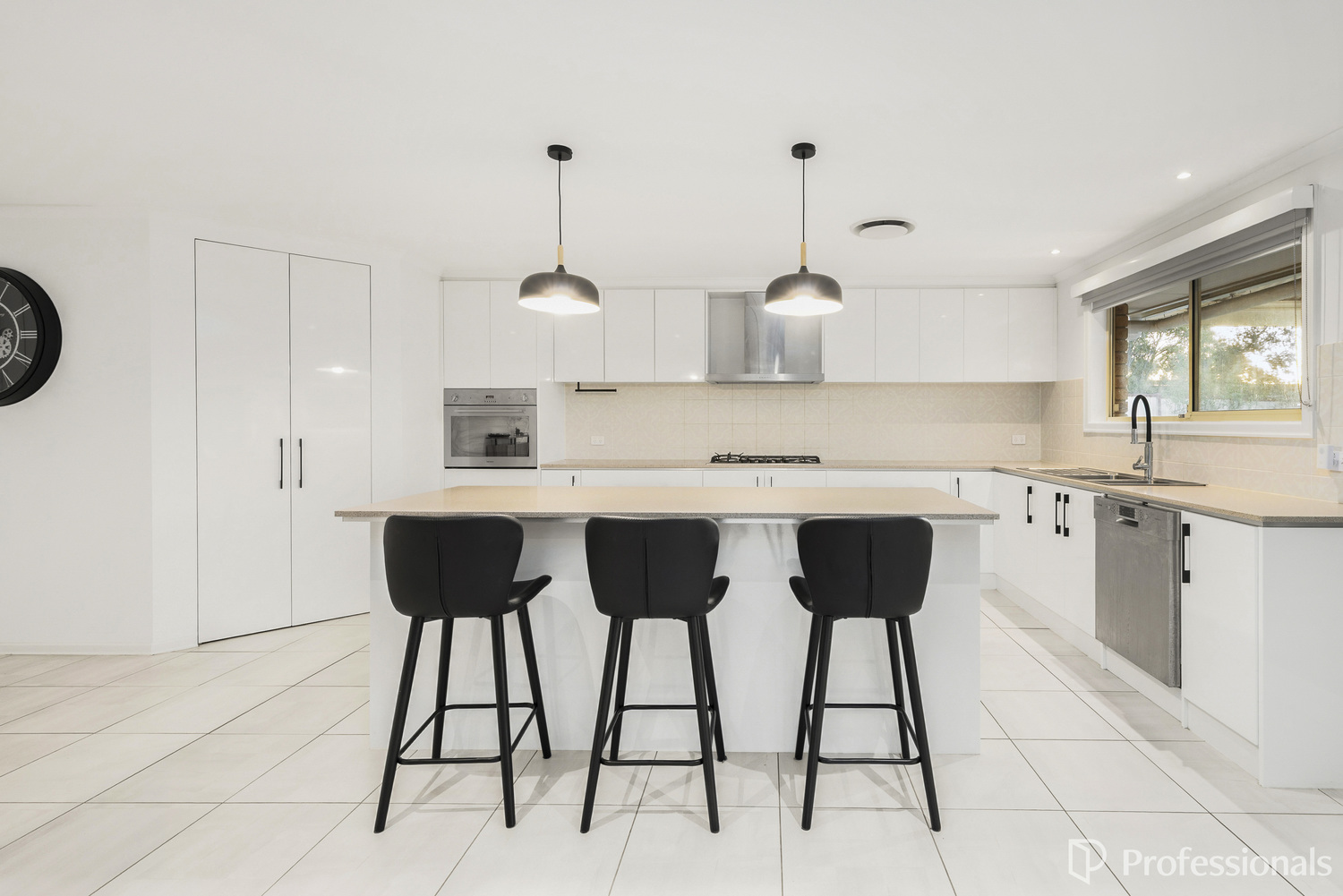 5-bedroom house at 11 Eagle Terrace, Taylors Lakes, VIC 3038, Brimbank, Victoria