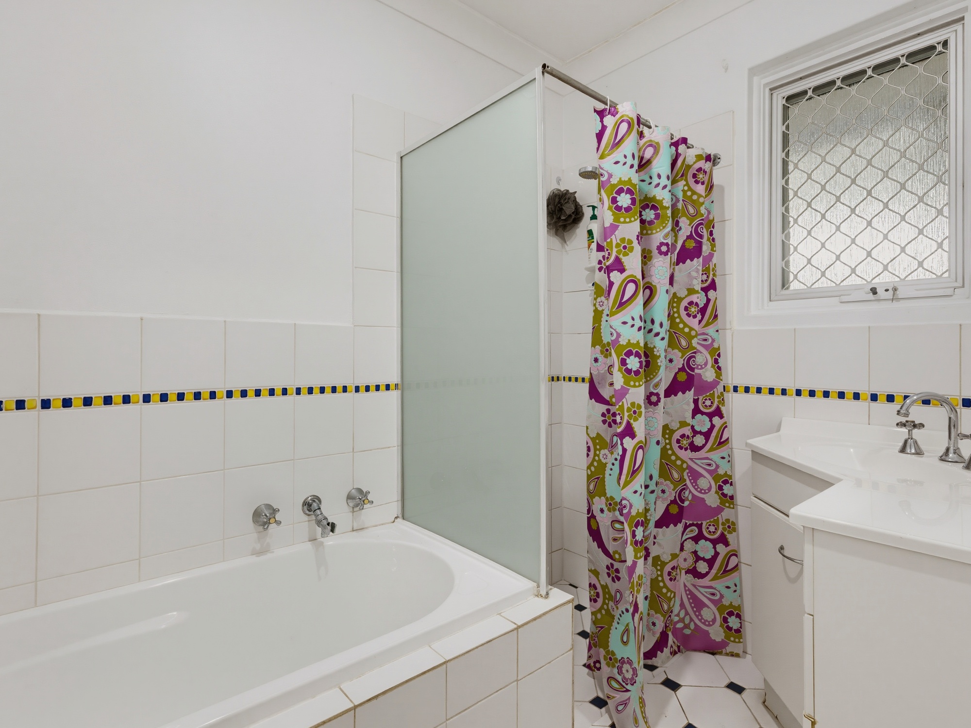 3-bedroom house at 10 Arnold Drive, Hackham, SA 5163, Onkaparinga, South Australia