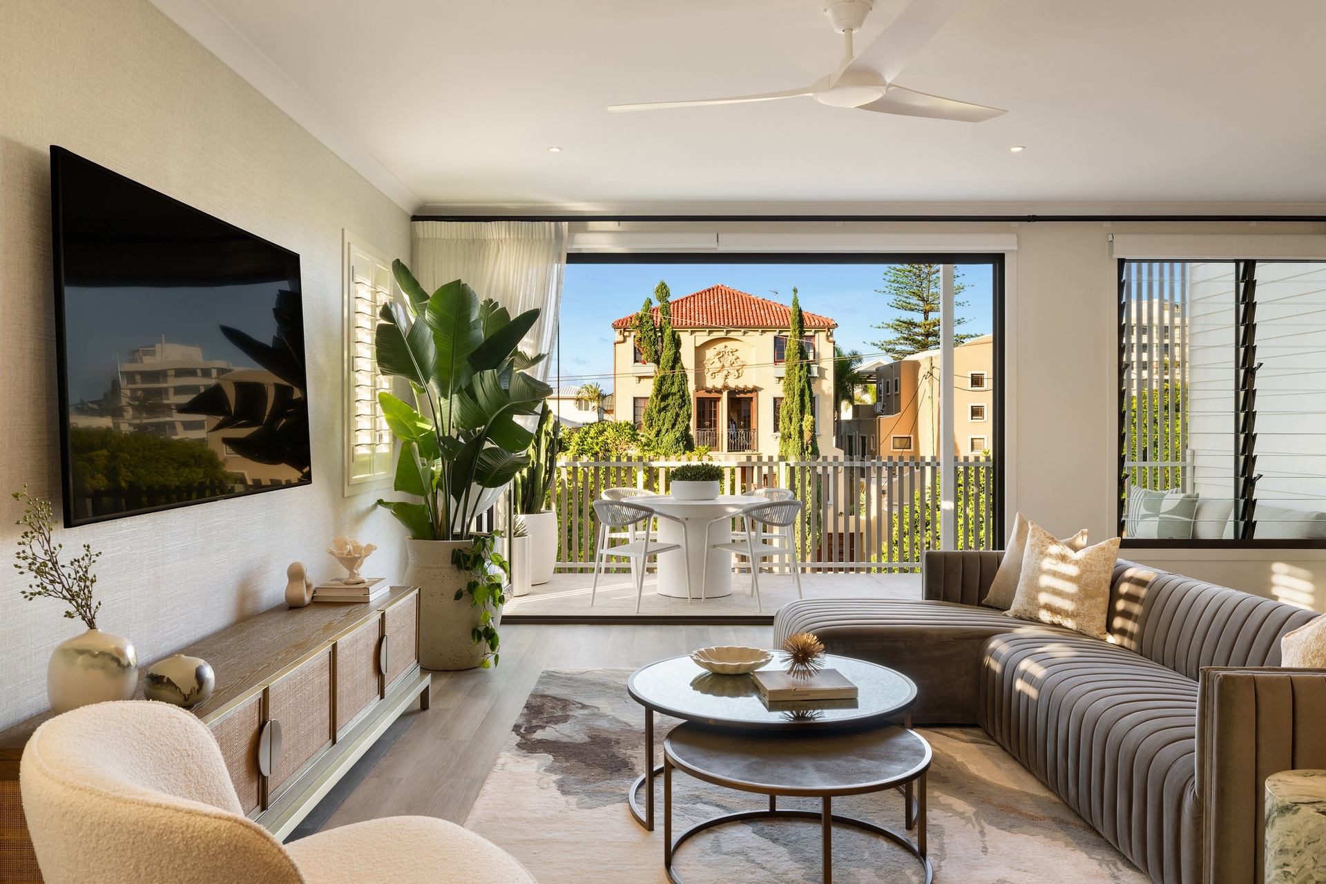 UNIT 2 44 SEAGULL AVENUE, Mermaid Beach QLD 4218 - Image 6