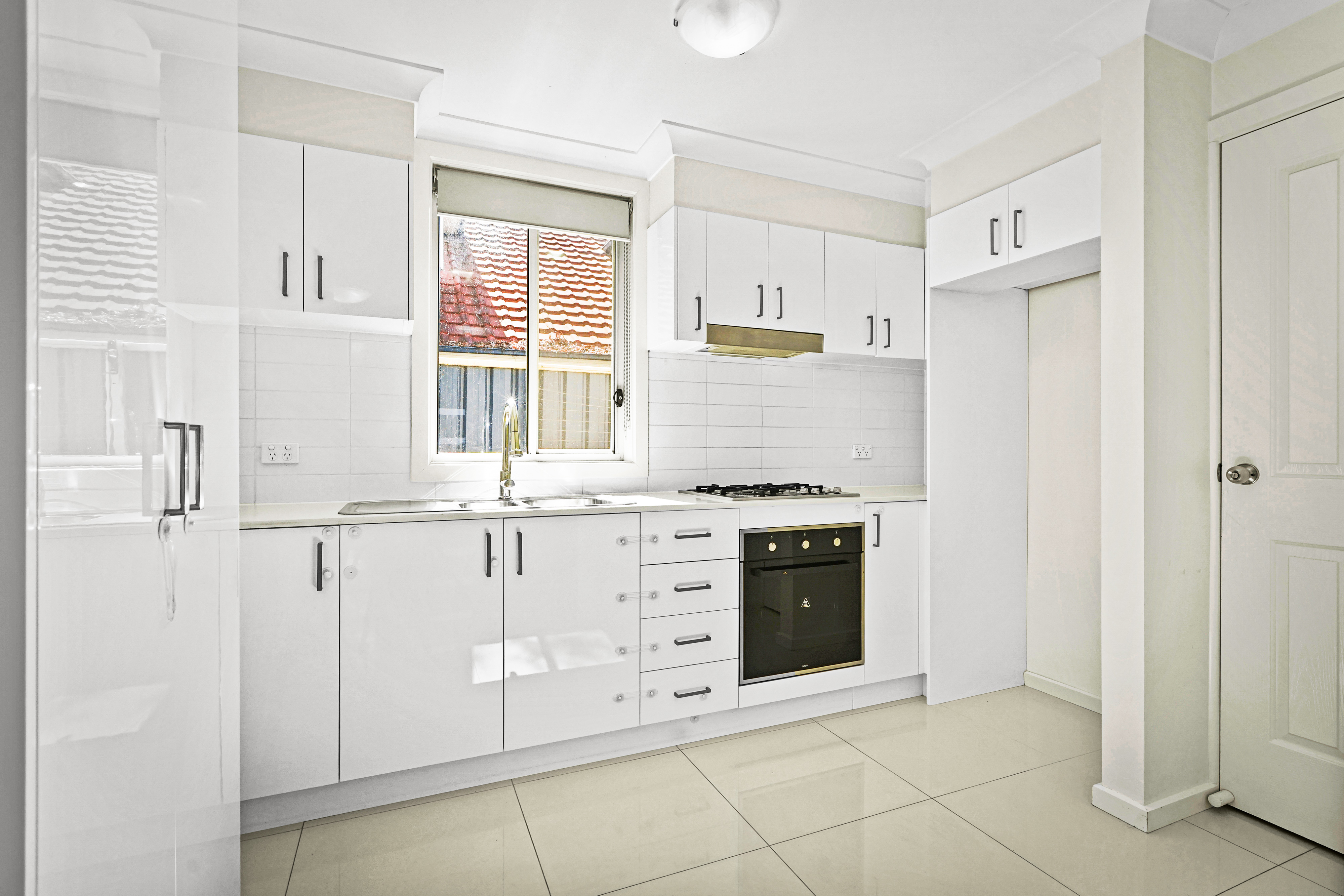 5 40 CANBERRA STREET, OXLEY PARK NSW 2760 - Image 10