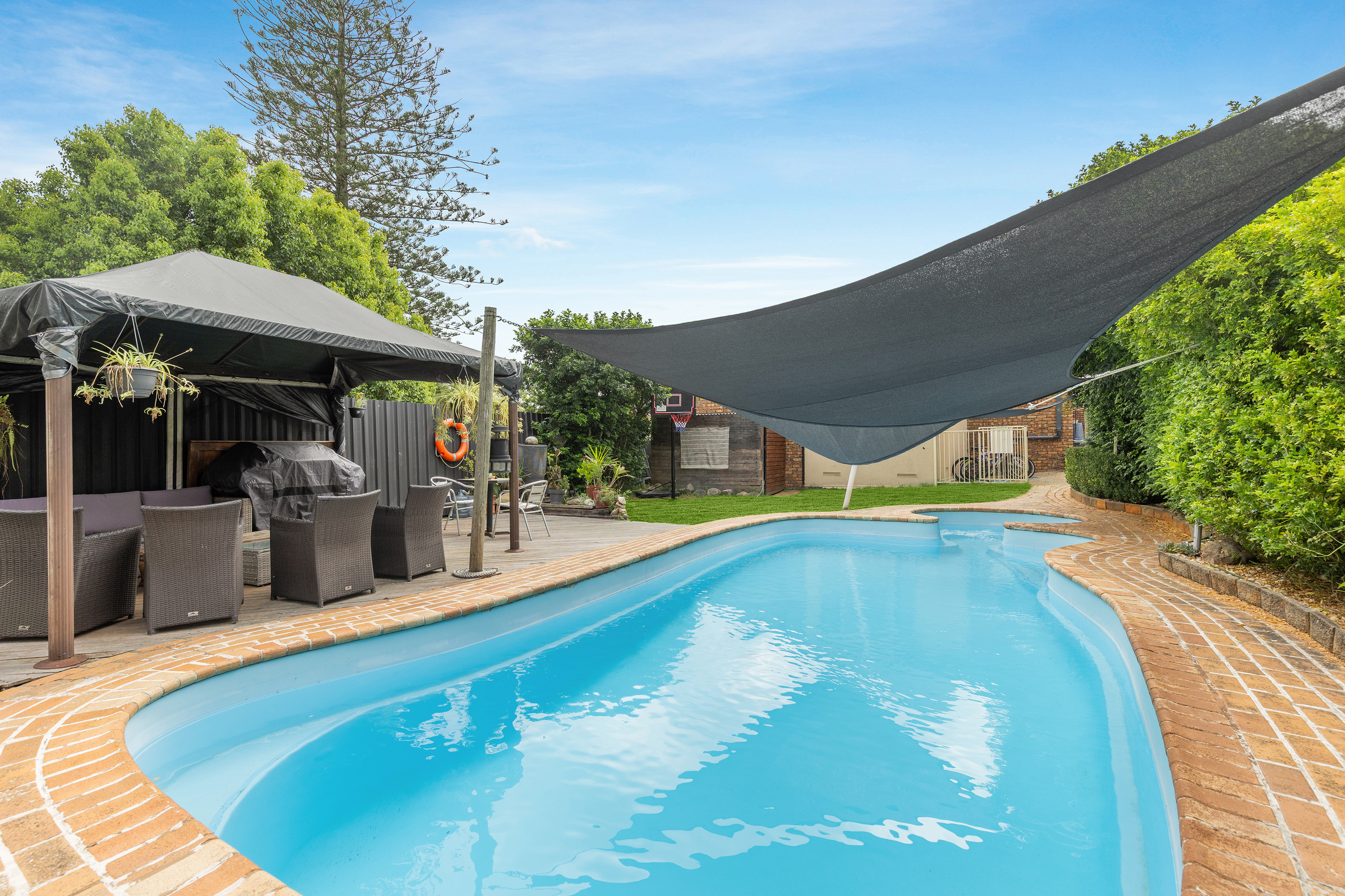 18 Thomas Street, Raymond Terrace, NSW 2324 - Image 1