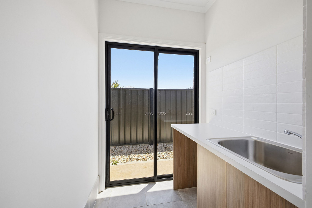 5-bedroom house at 10 PETER STREET, Angle Vale SA 5117, Playford, South Australia