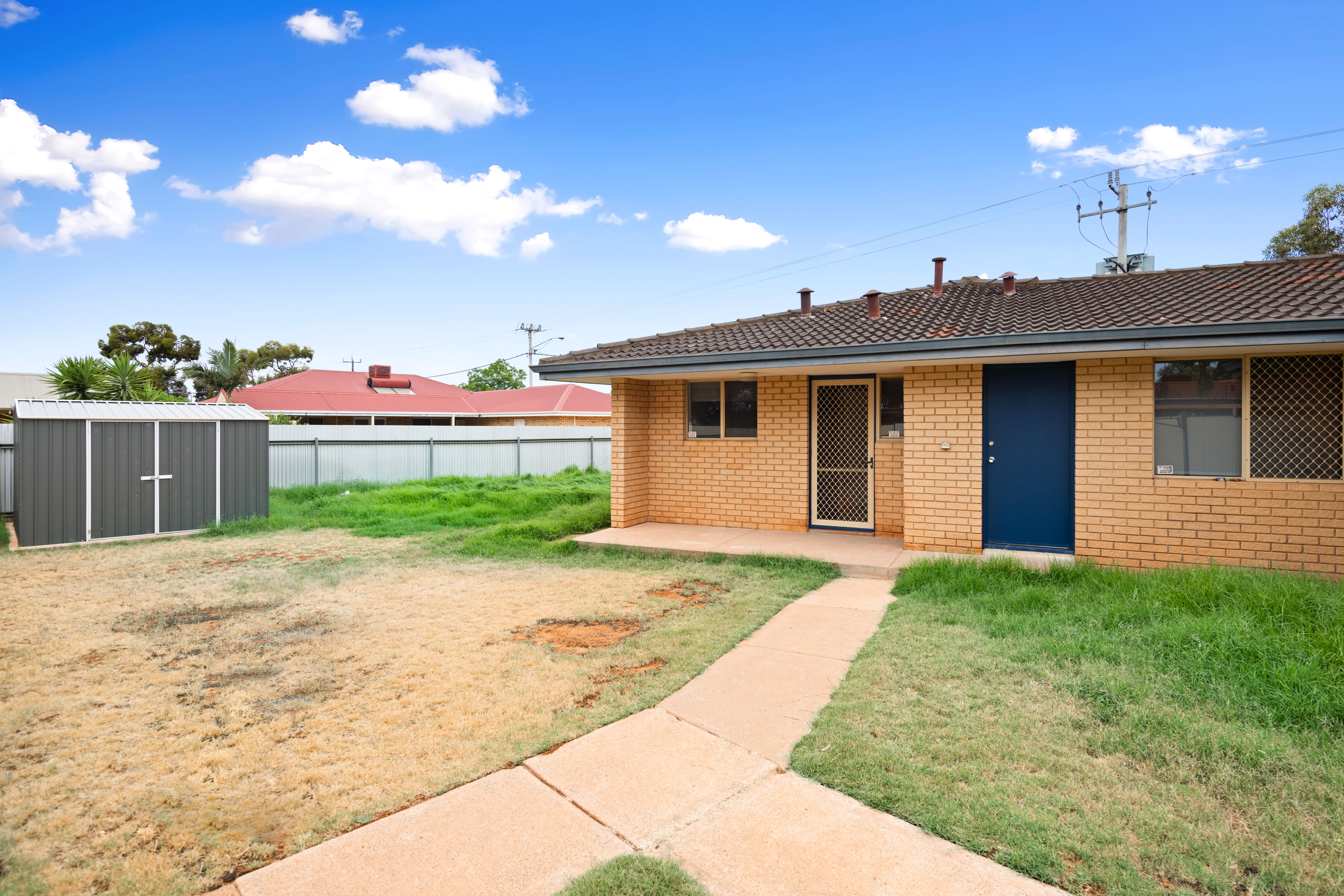 4/153 Addis Street, West Lamington, WA 6430 - Image 2