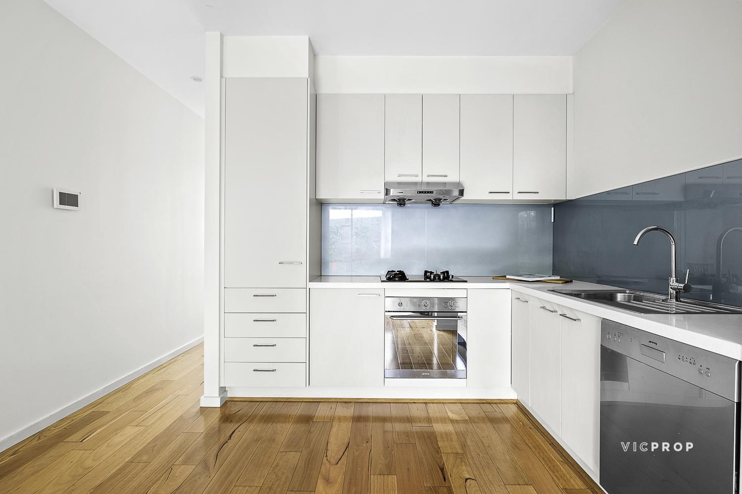 1/16 Bullen Street, Doncaster East, VIC 3109 - Image 5