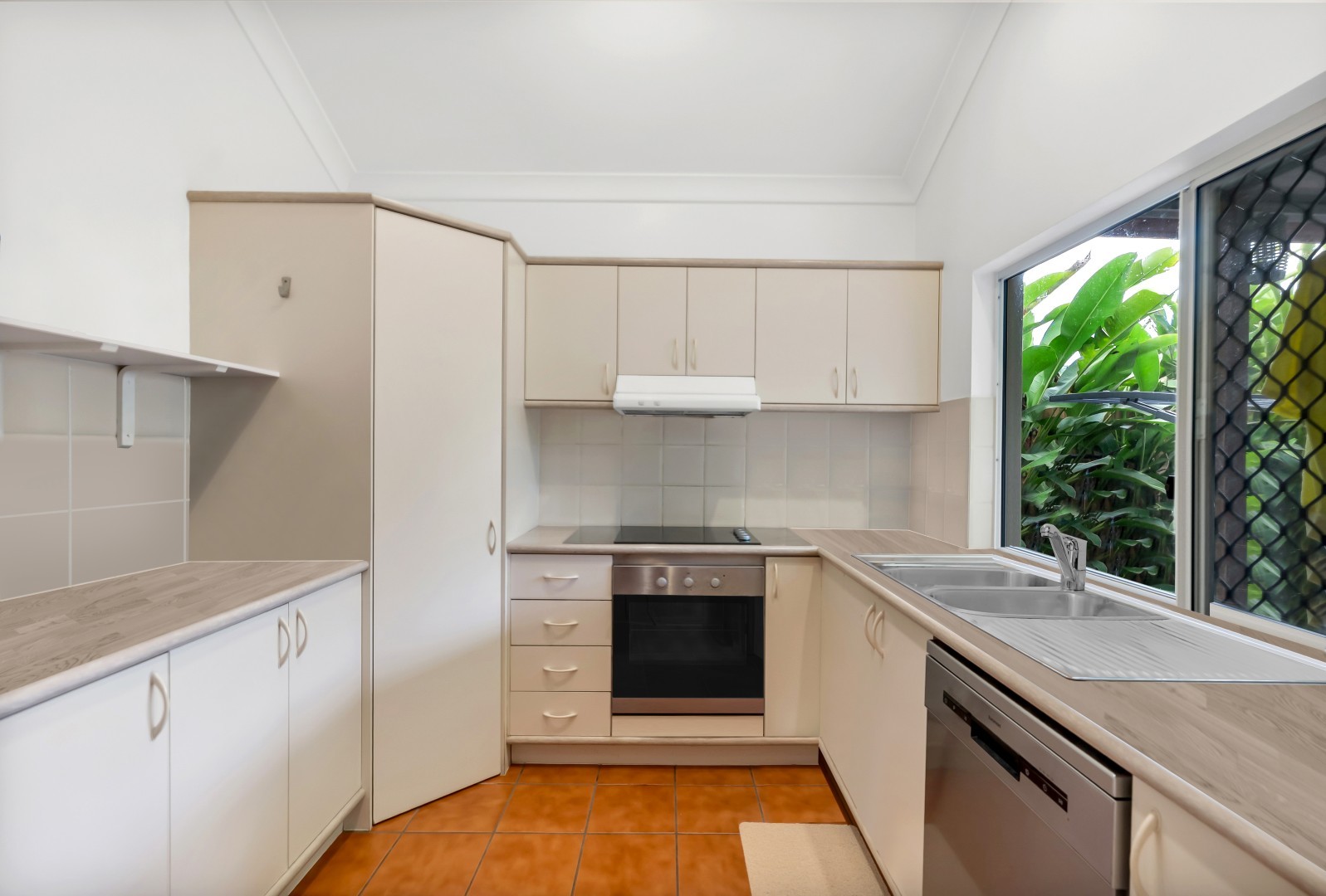 12 Banyan Close, Mount Sheridan, QLD 4868 - Image 7
