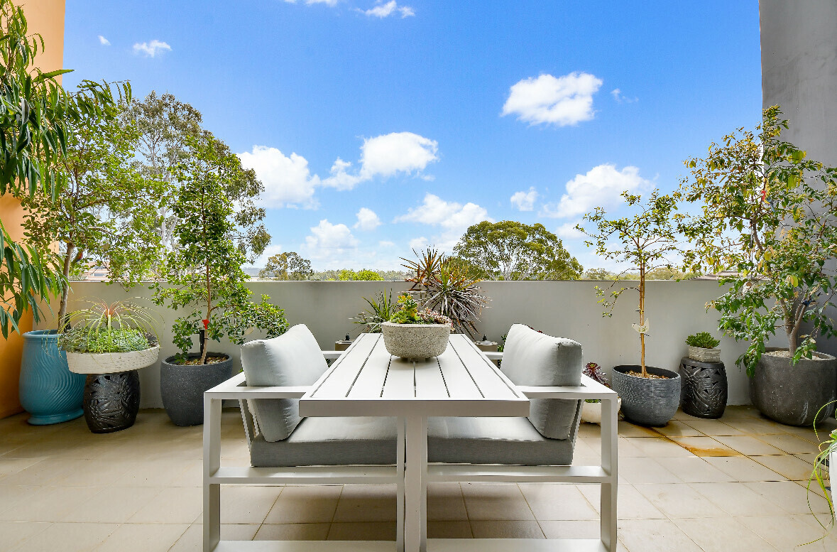 2-bedroom unit at THE LOUVRE 27 31-35 CHAMBERLAIN STREET, CAMPBELLTOWN NSW 2560, Campbelltown (Nsw), New South Wales