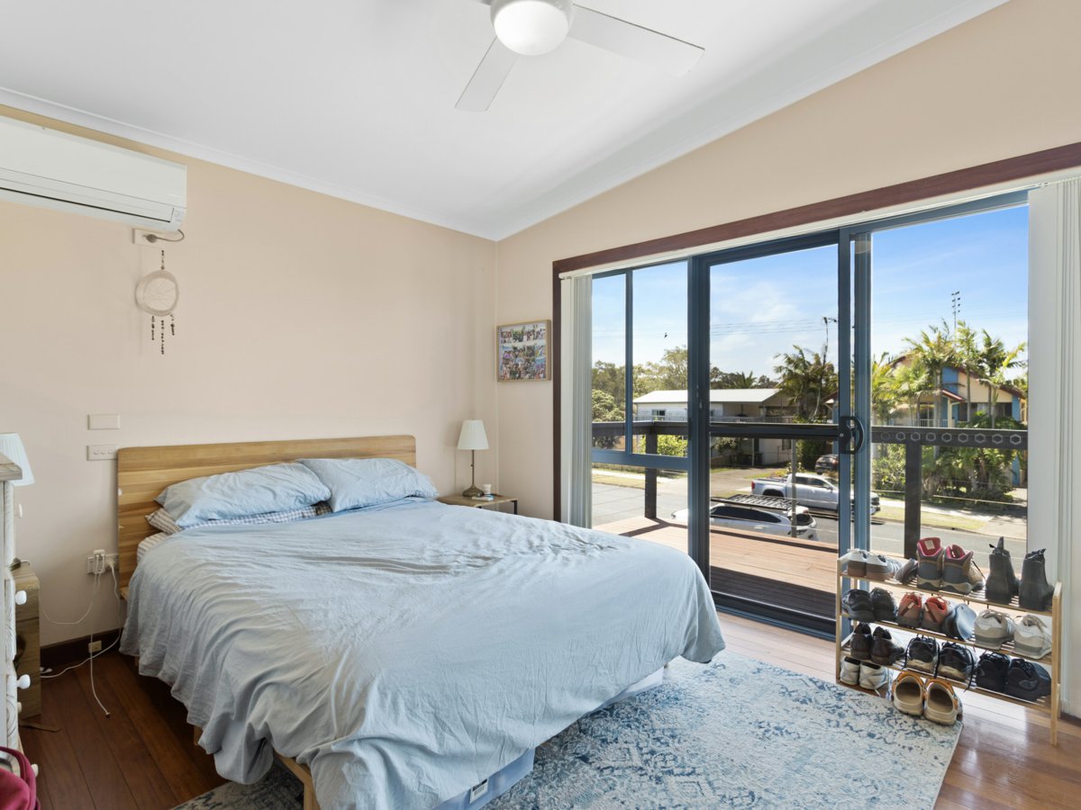 4-bedroom house at 16 Old Bar Road, Old Bar, NSW 2430, Mid-Coast, New South Wales