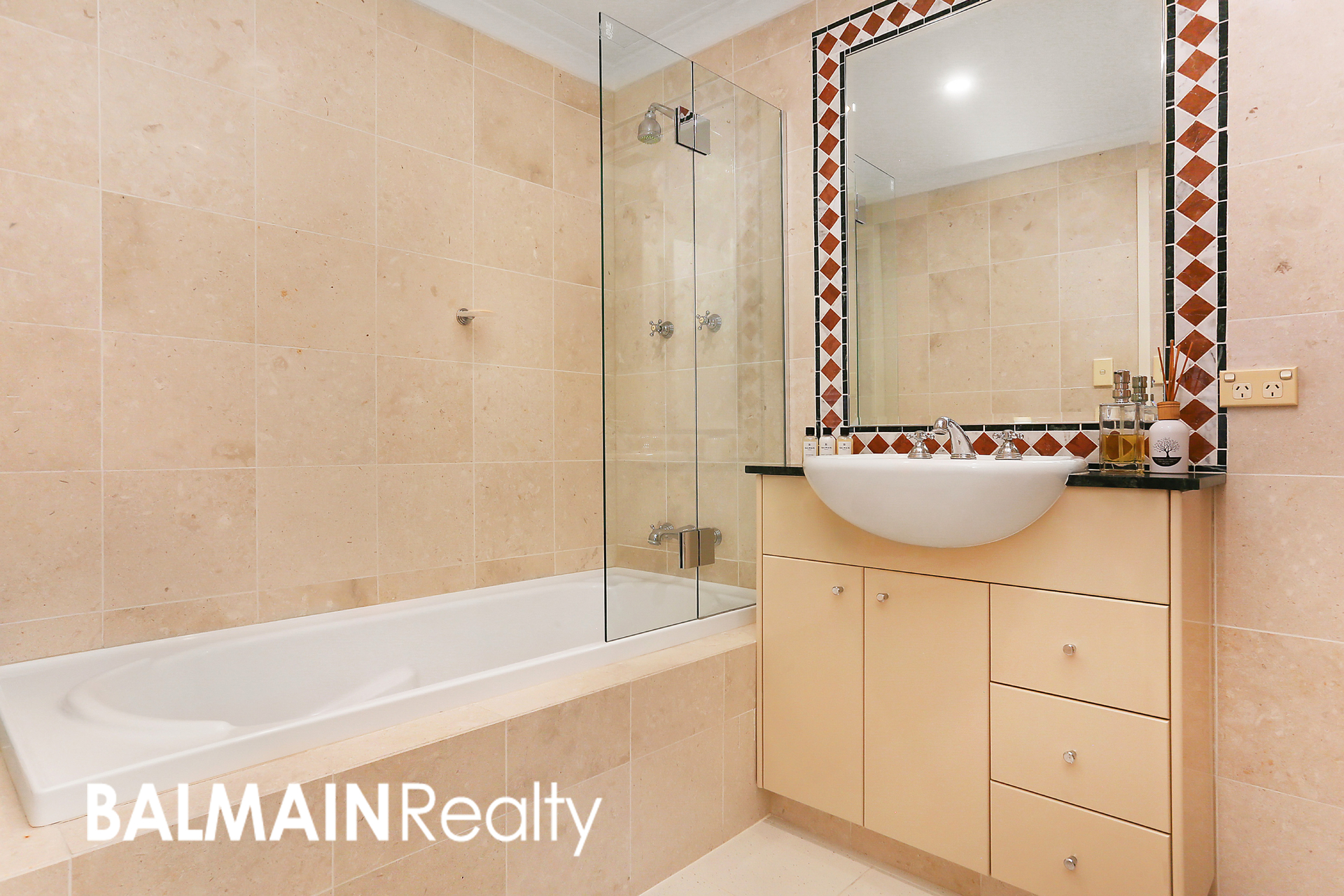 136 5 WULUMAY CLOSE, ROZELLE NSW 2039 - Image 8