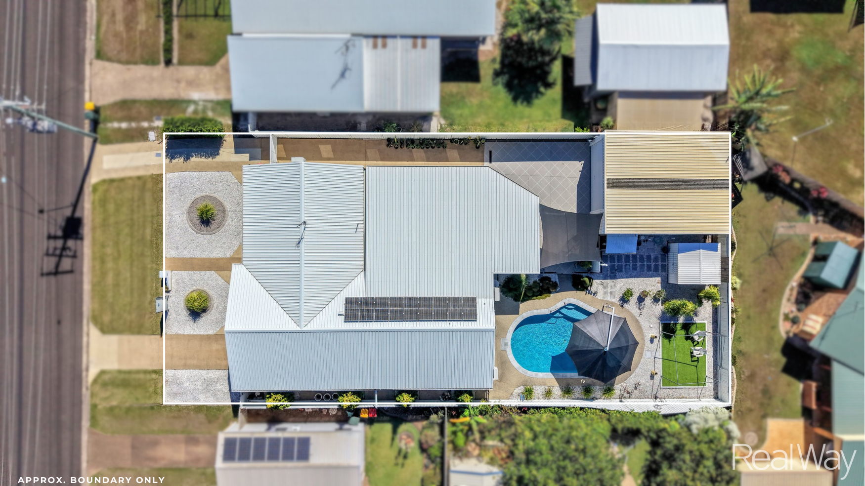 15 JENSEN STREET, Avenell Heights QLD 4670 - Image 4