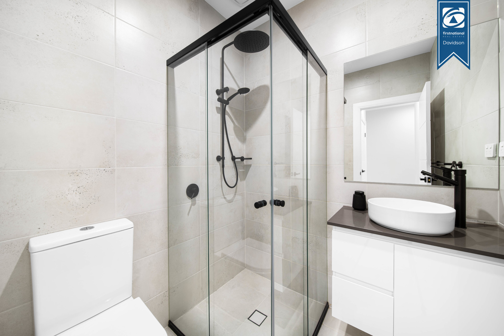 6B Templeton Crescent, Moorebank, Nsw, 2170 - Image 9