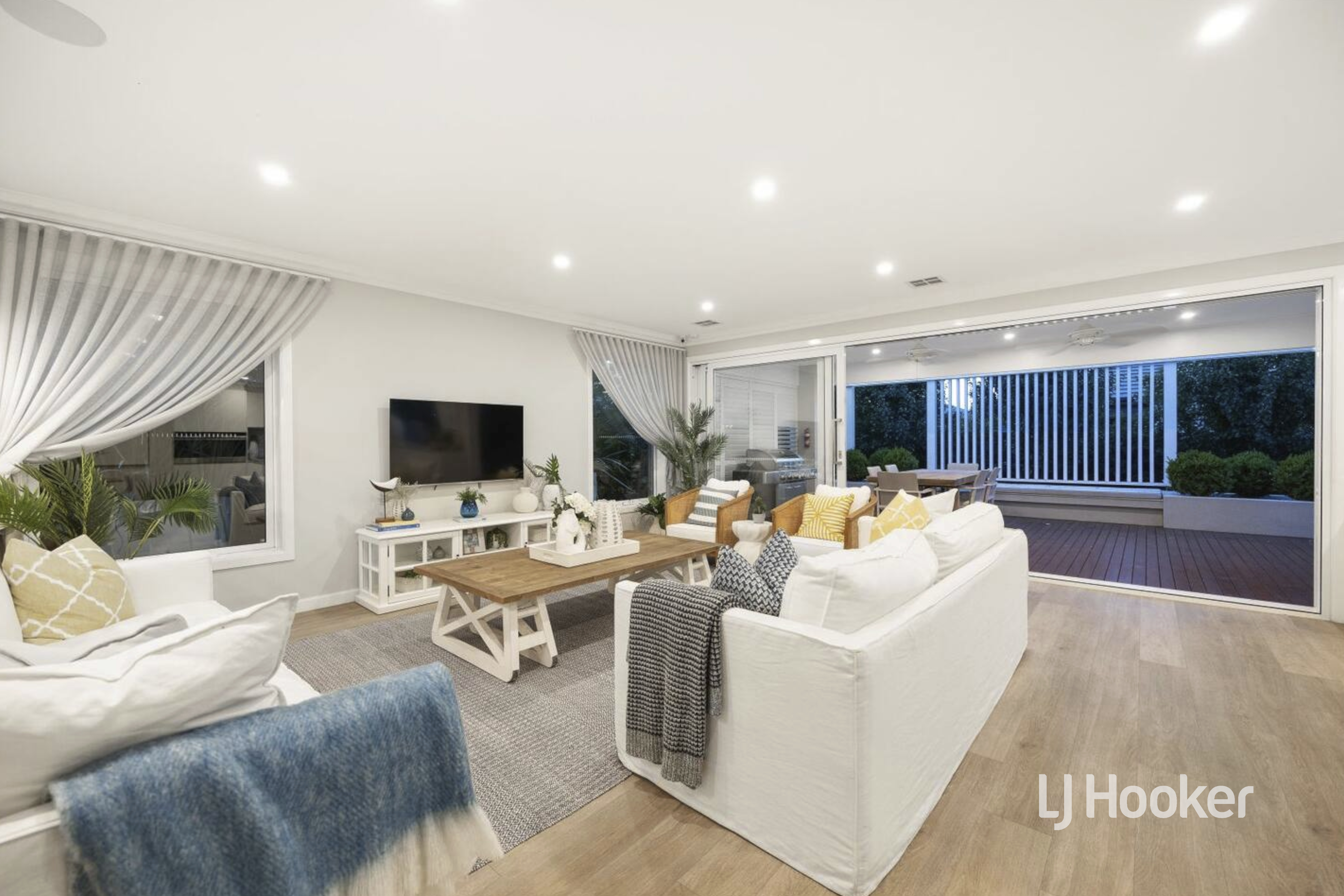 11 Irvine Rise, Werribee, VIC 3030 - Image 9