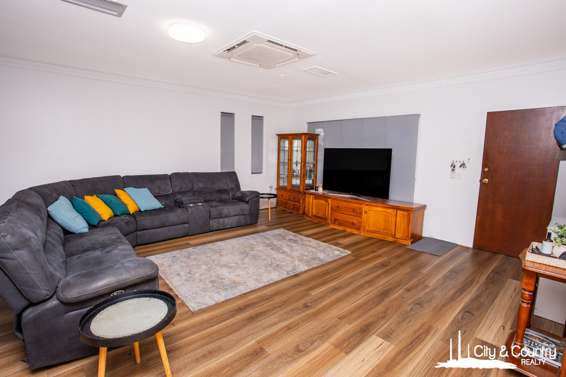 16 Raven Crescent, Mount Isa, Qld, 4825 - Image 7