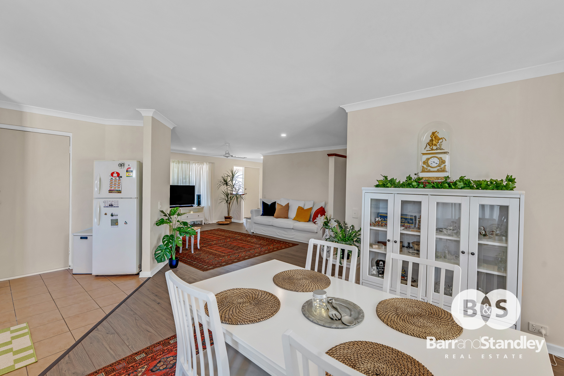 3-bedroom unit at 2/9 Usher Place, Australind, WA 6233, Harvey, Western Australia