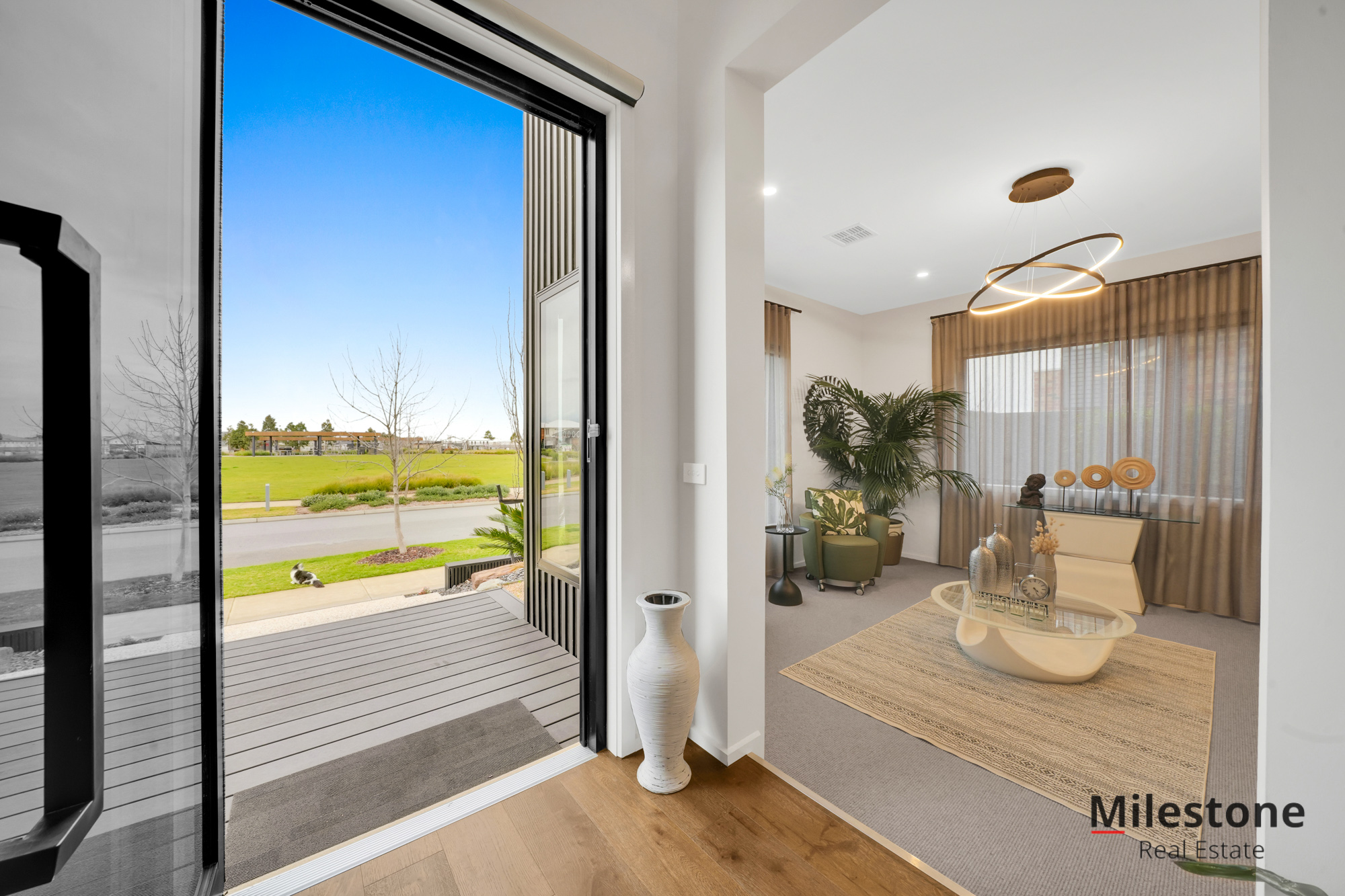 15 Arcola Street, Clyde North, VIC 3978 - Image 3