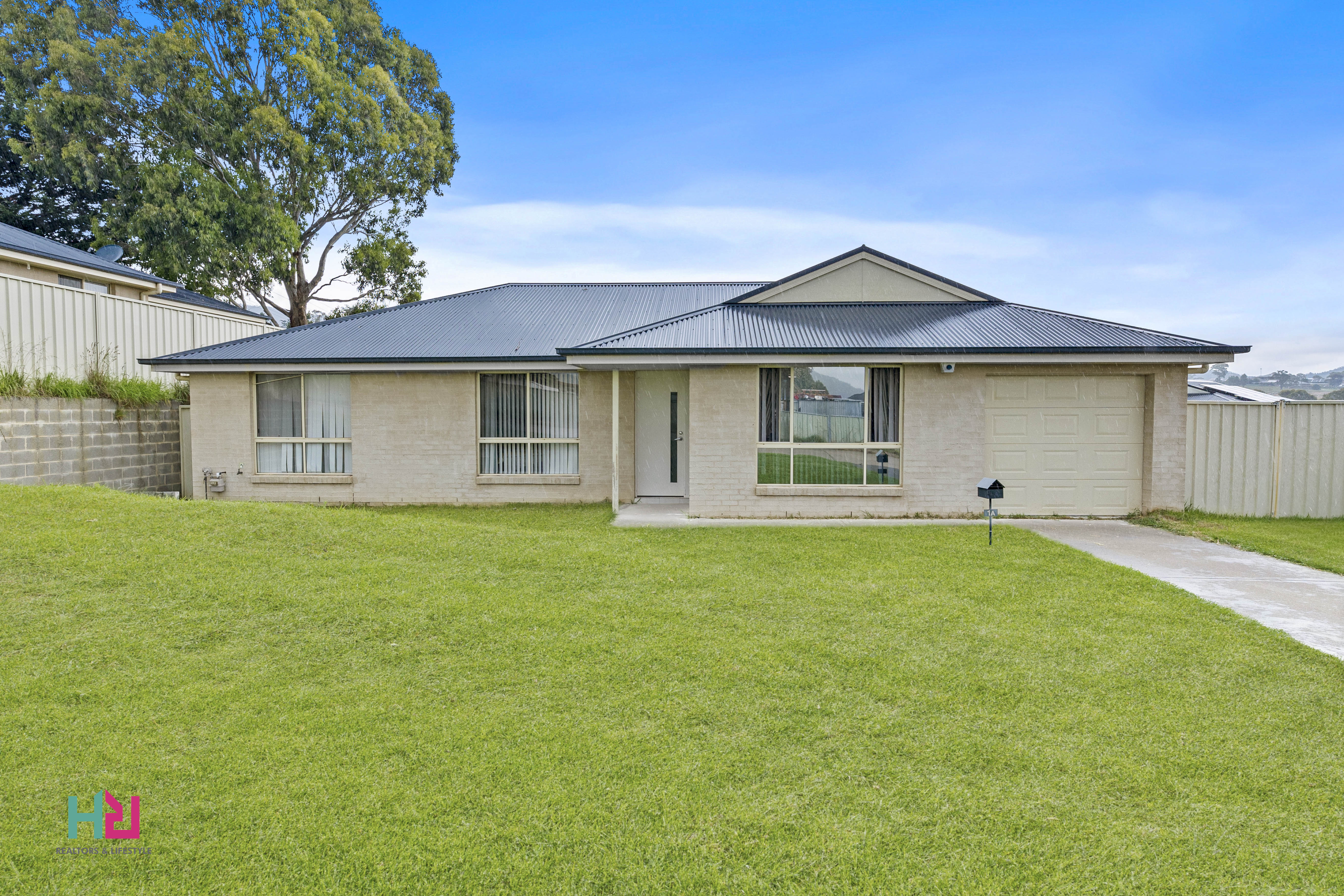 6-bedroom house at 1 & 1A Pirena Place, Lithgow, Nsw, 2790, Lithgow, New South Wales