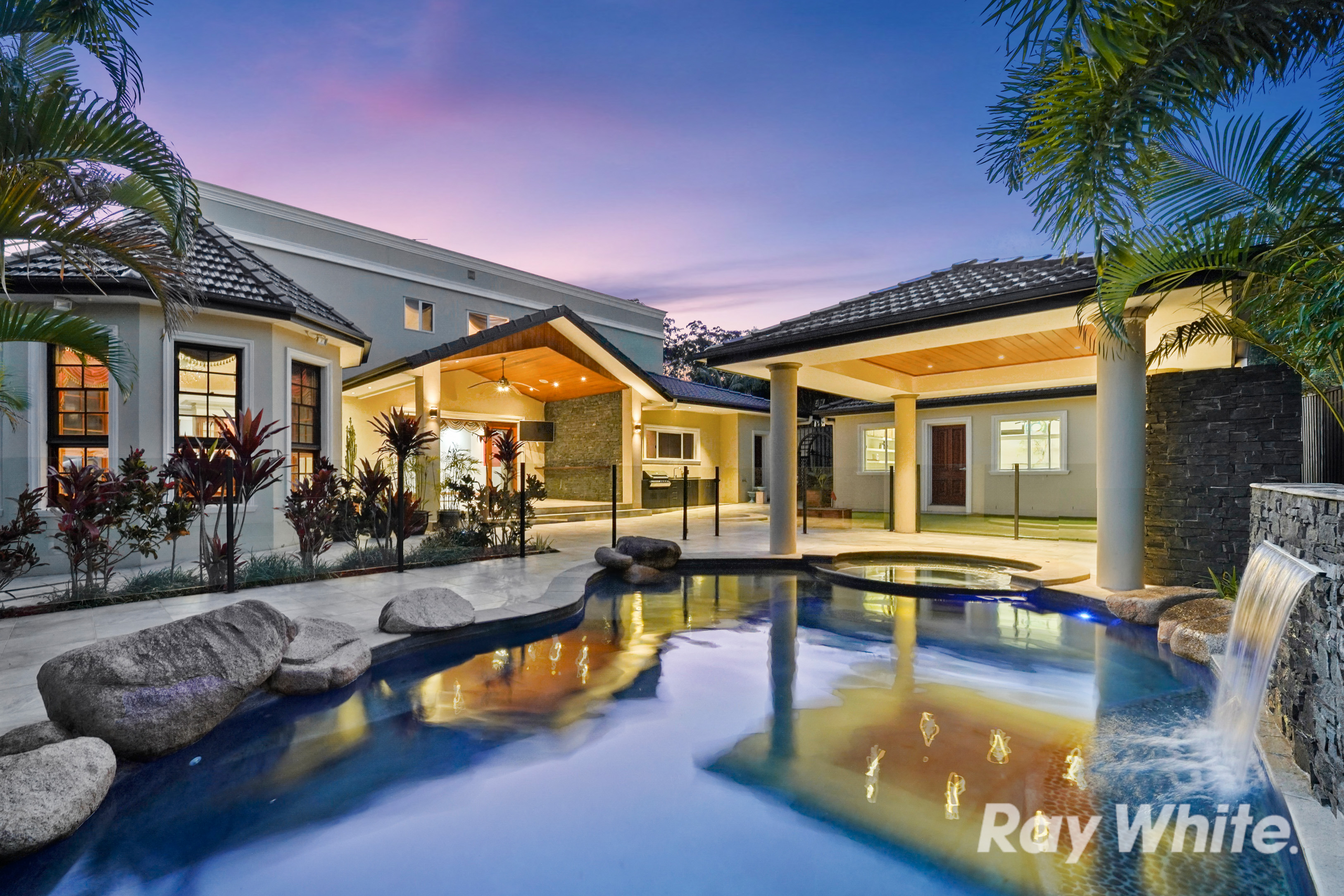 29 Lynette Way, Daisy Hill QLD 4127 - Image 1