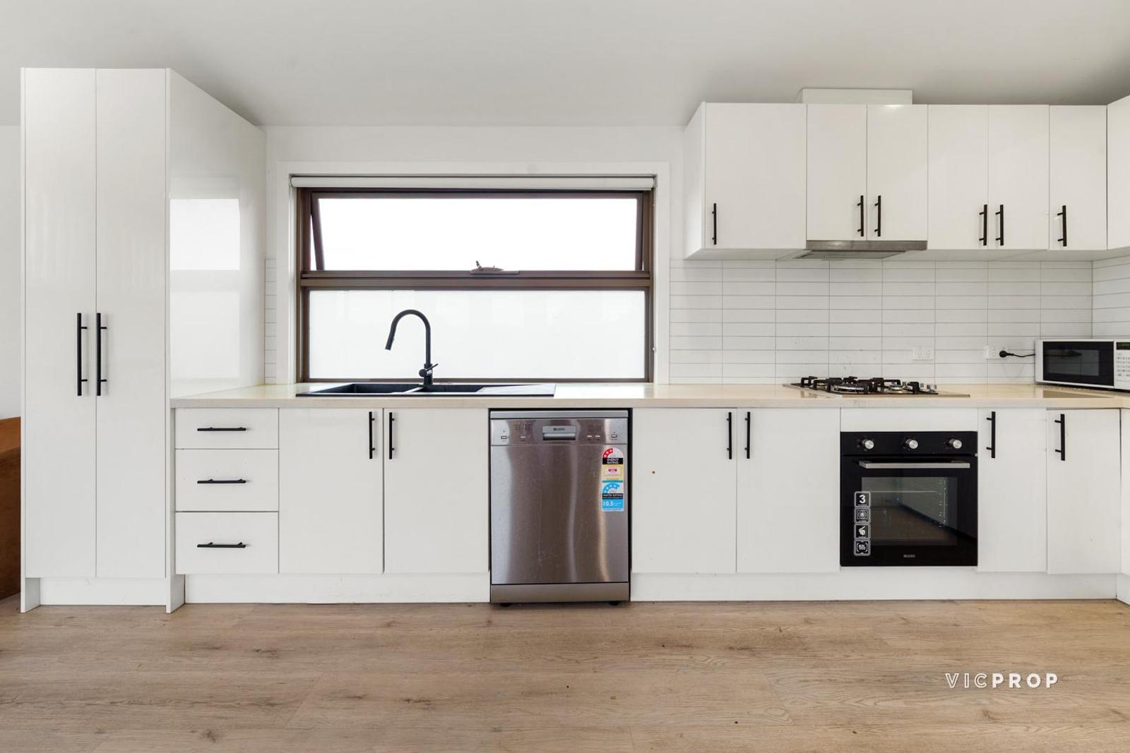 3-bedroom unit at 75 South Road, Braybrook, VIC 3019, Maribyrnong, Victoria