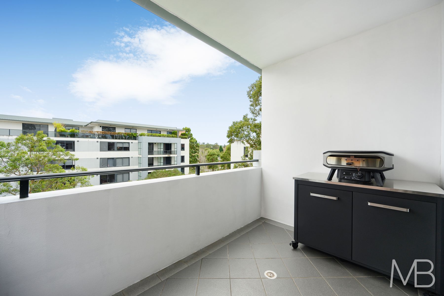 3-bedroom unit at 555/17-19 Memorial Avenue, St Ives, NSW 2075, Ku-Ring-Gai, New South Wales