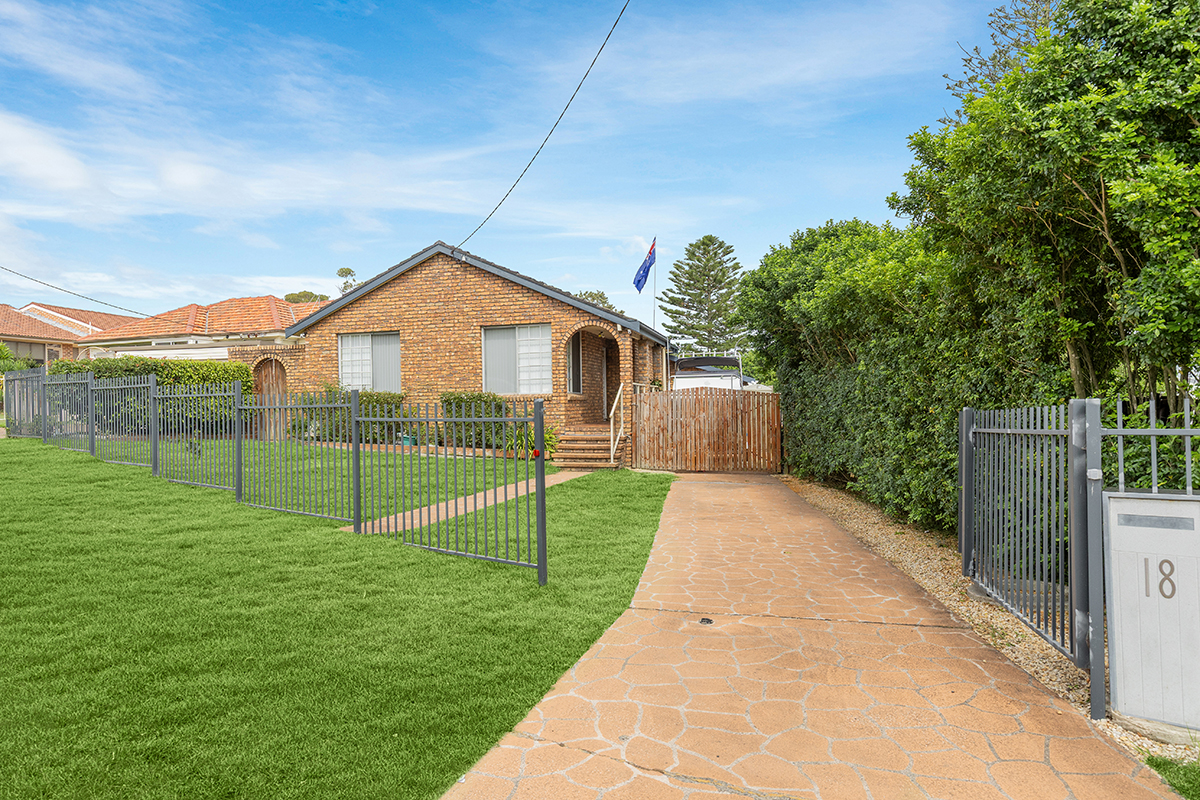 18 Thomas Street, Raymond Terrace, NSW 2324 - Image 2