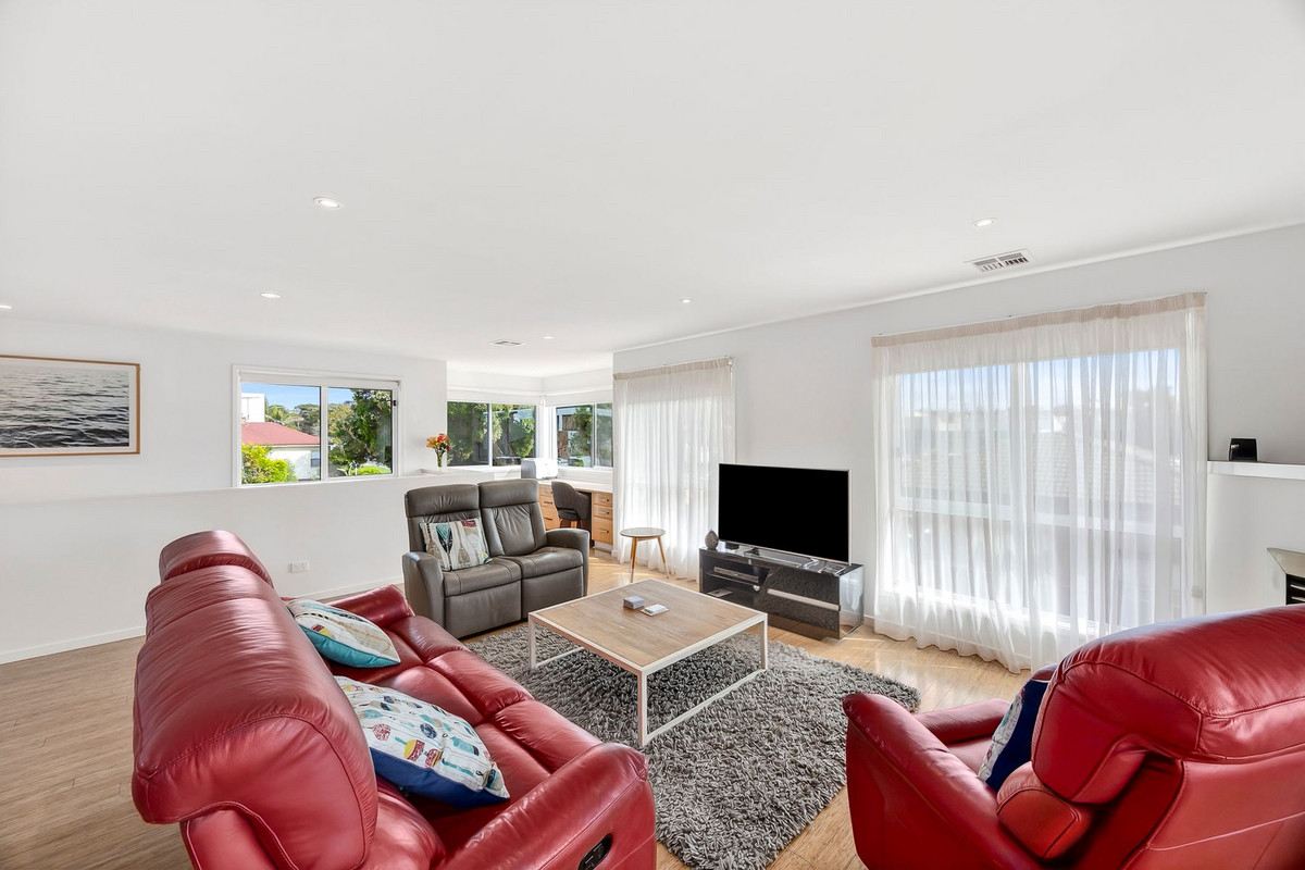1 4 PEARL STREET, TORQUAY VIC 3228 - Image 6