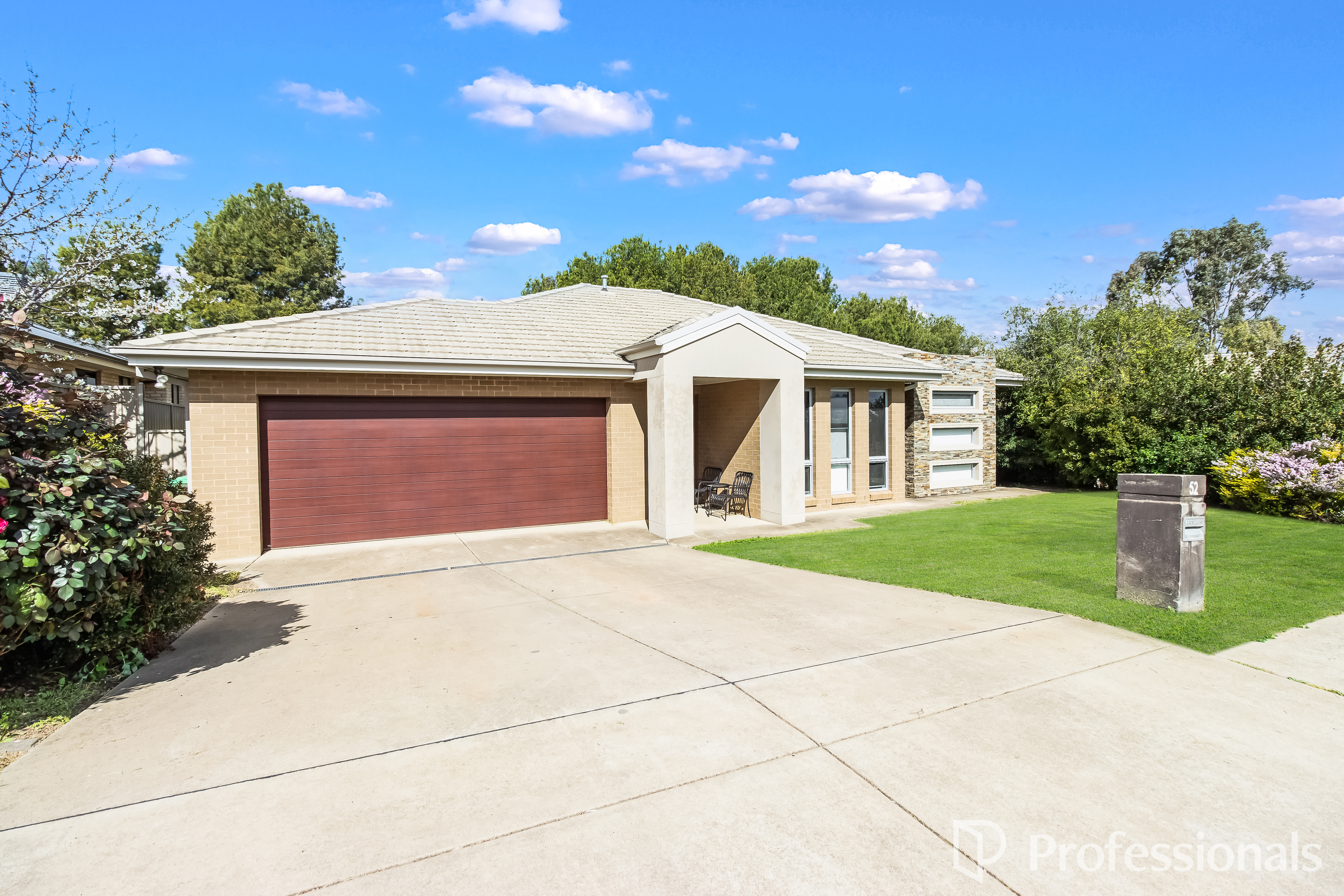 3-bedroom house at 52 Messenger Avenue, Boorooma, NSW 2650, Wagga Wagga, New South Wales
