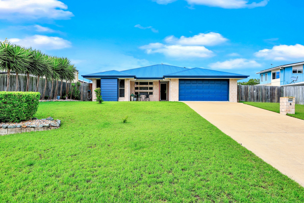 5 MARK AVENUE, Toogoom QLD 4655 - Image 2