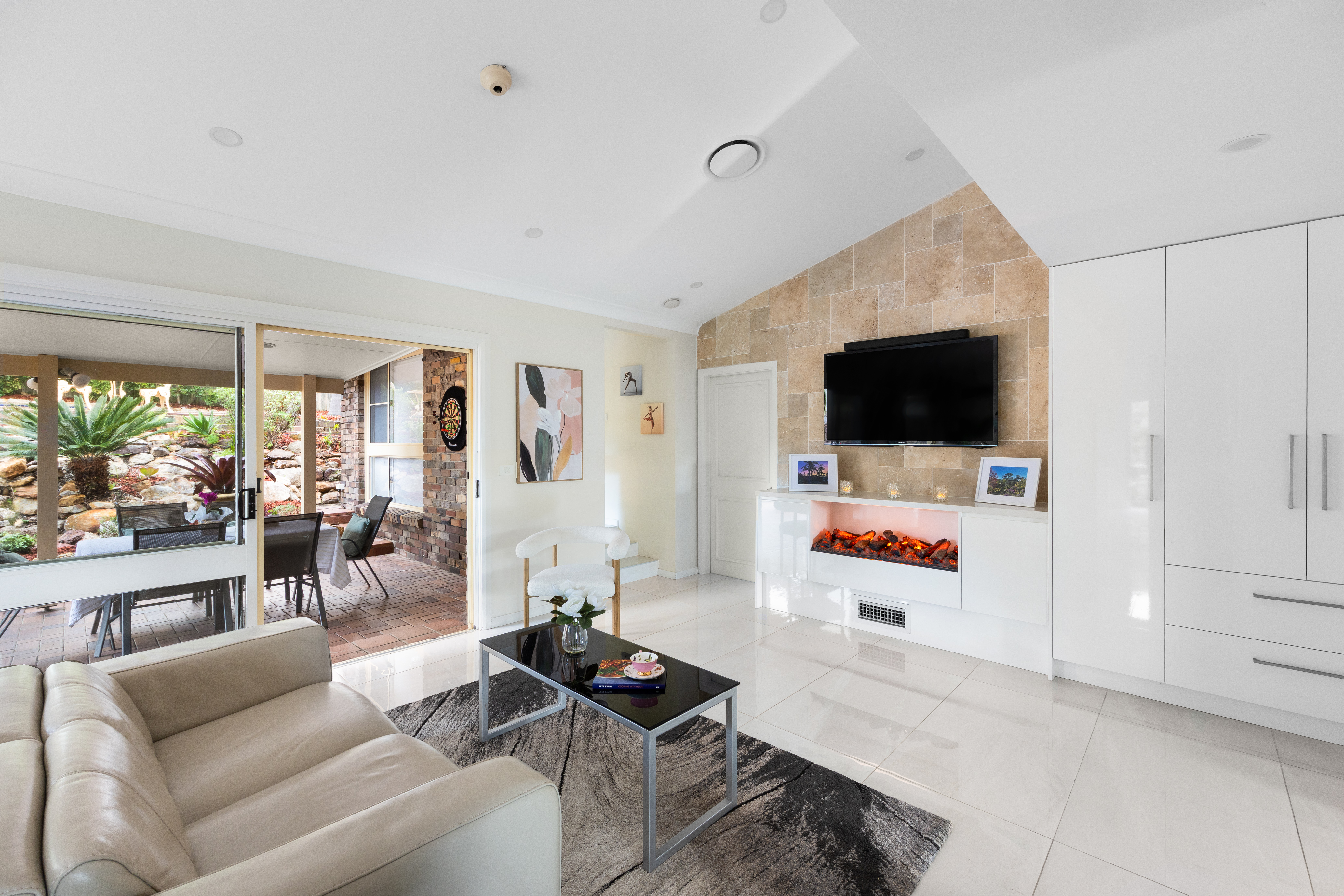 19 CAMBOURNE AVENUE, St Ives NSW 2075 - Image 6