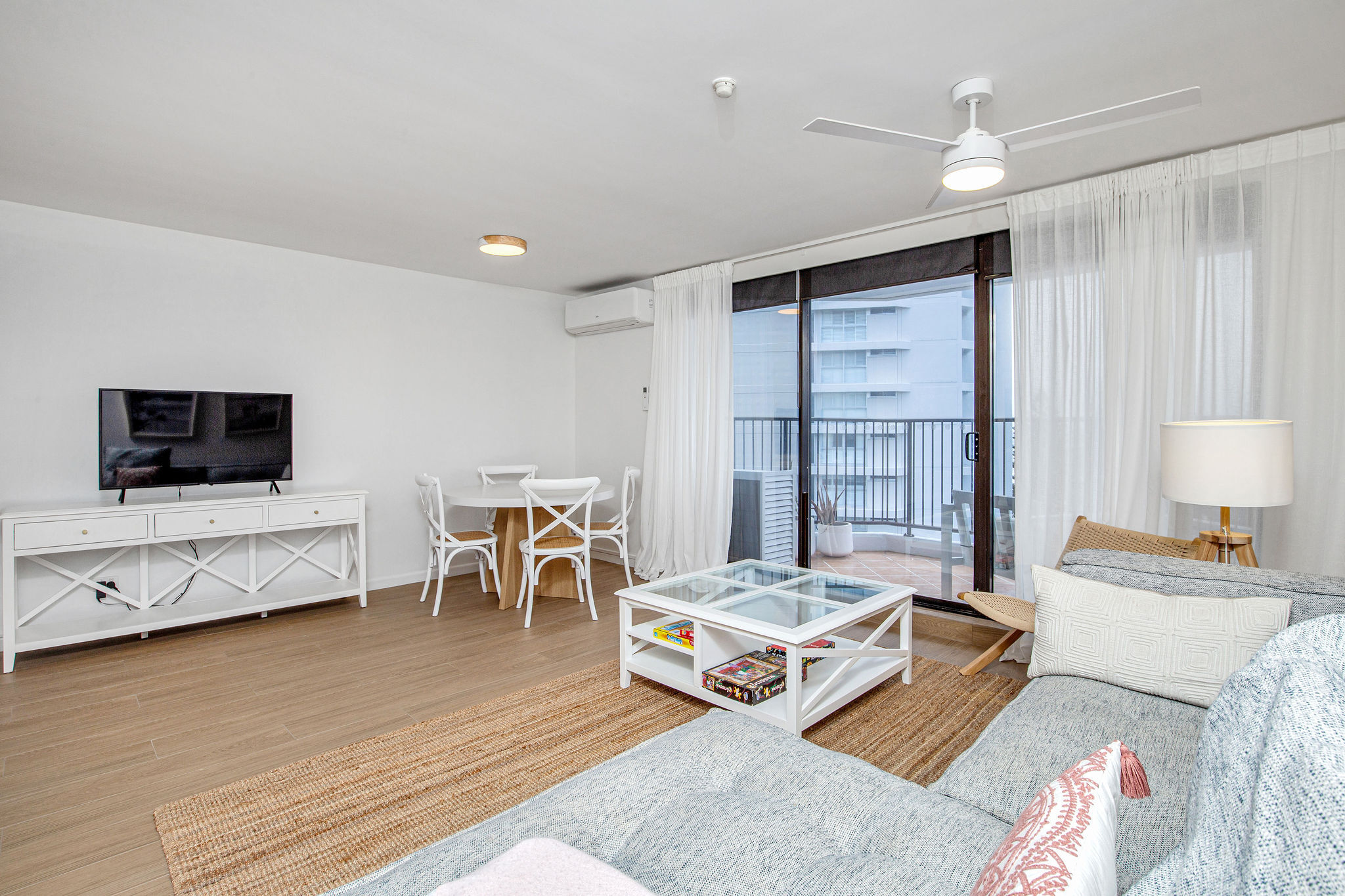 34 1941 GOLD COAST HIGHWAY, BURLEIGH HEADS QLD 4220 - Image 4