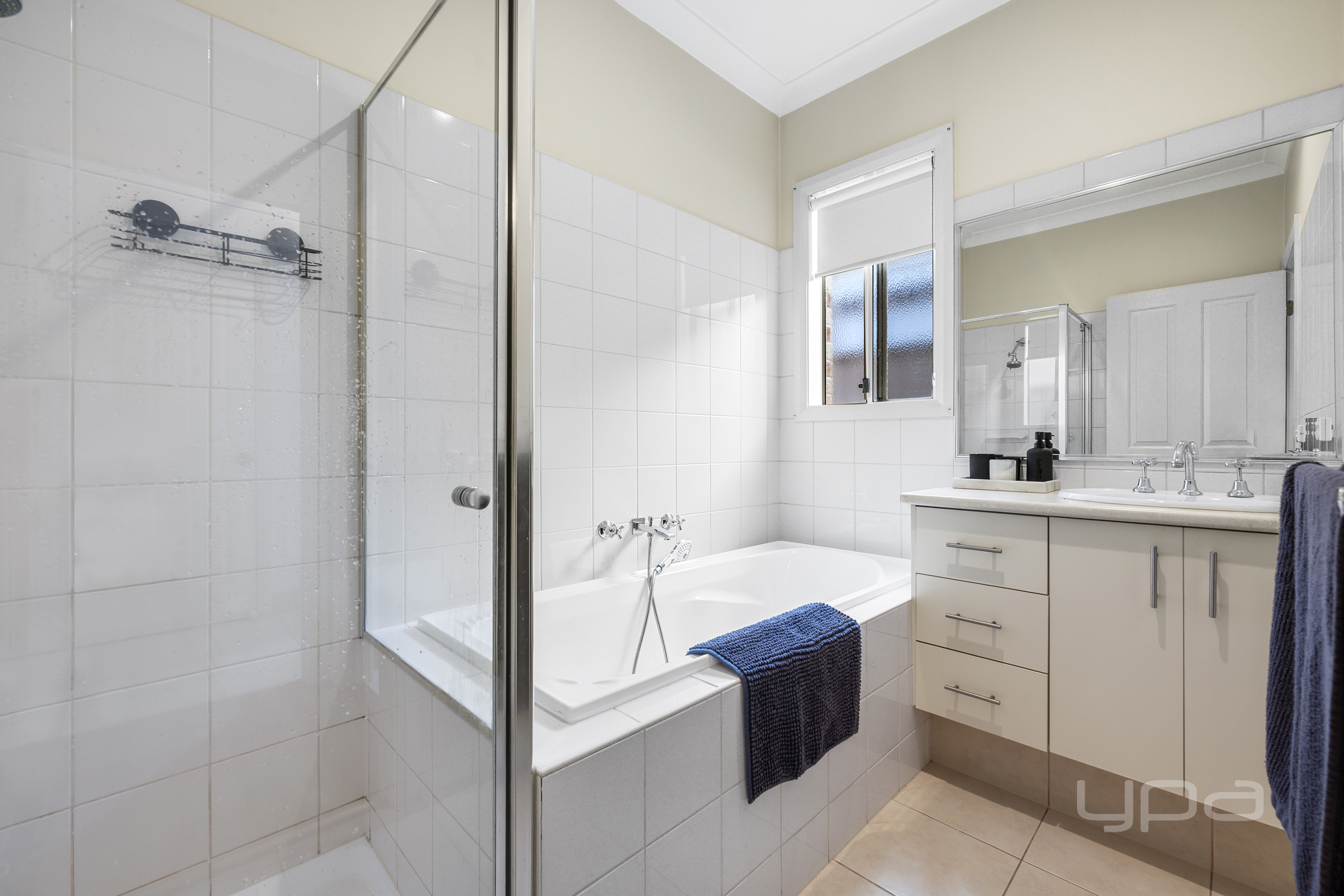 4-bedroom unit at 2/10 Drysdale Place, Brookfield, VIC 3338, Melton, Victoria