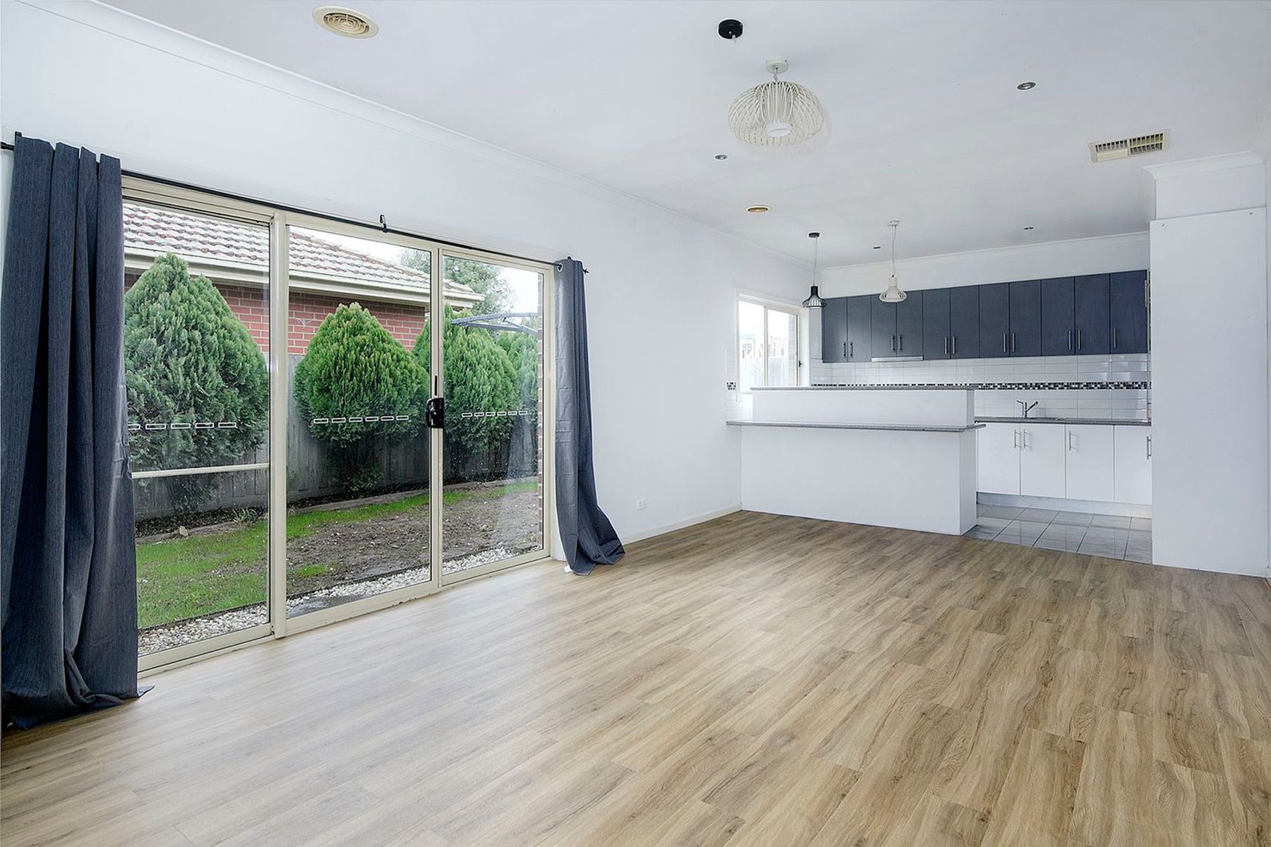 1&2/17  Boyd Street, Dandenong North, Vic, 3175 - Image 3