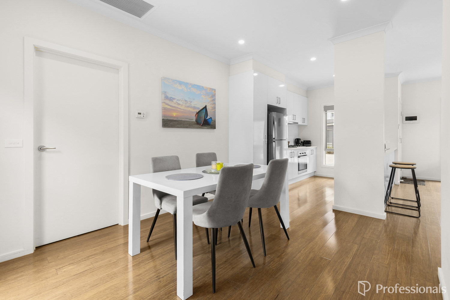 15 Kangaroo Paw Court, Taylors Lakes, Vic, 3038 - Image 10