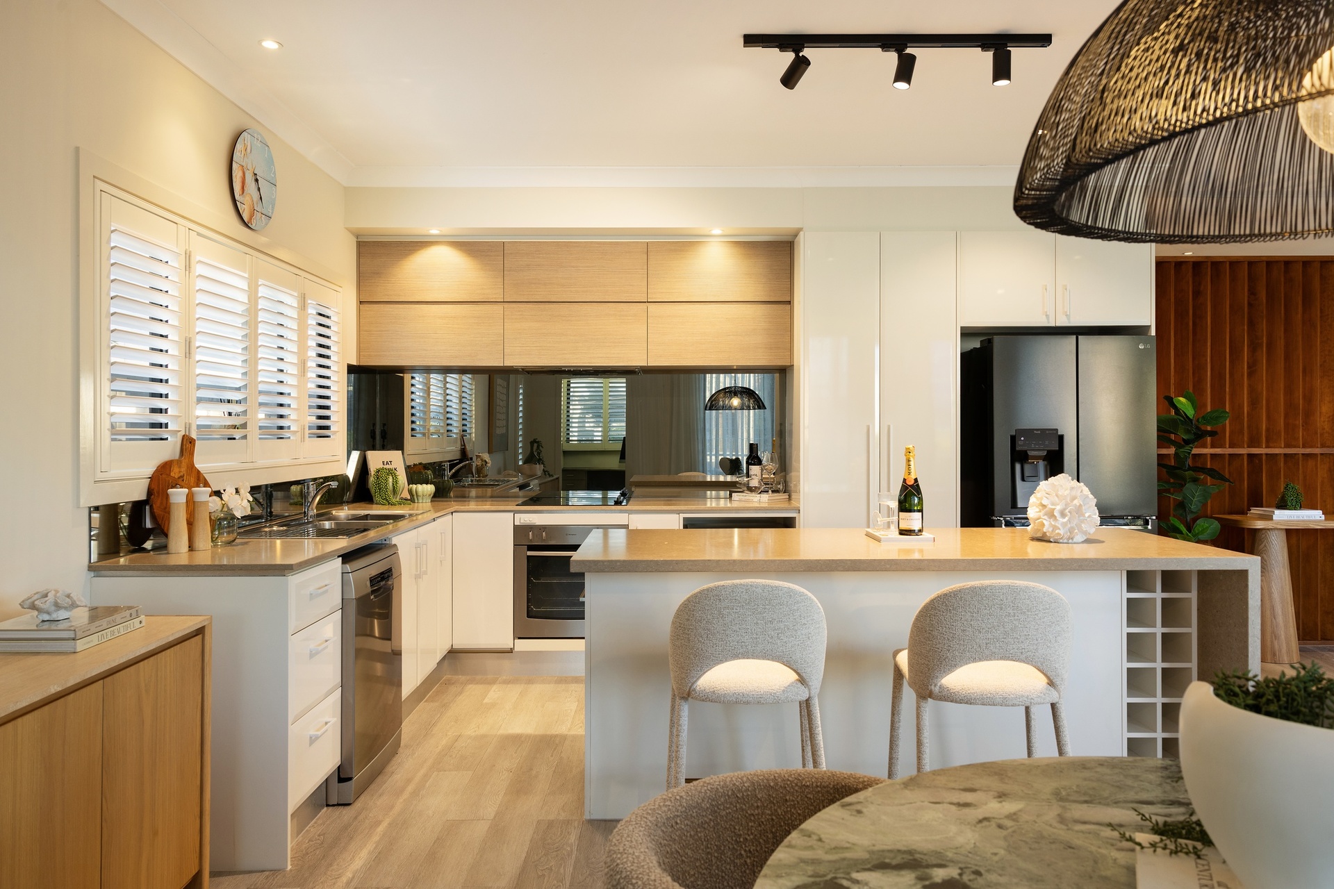 UNIT 2 44 SEAGULL AVENUE, Mermaid Beach QLD 4218 - Image 3