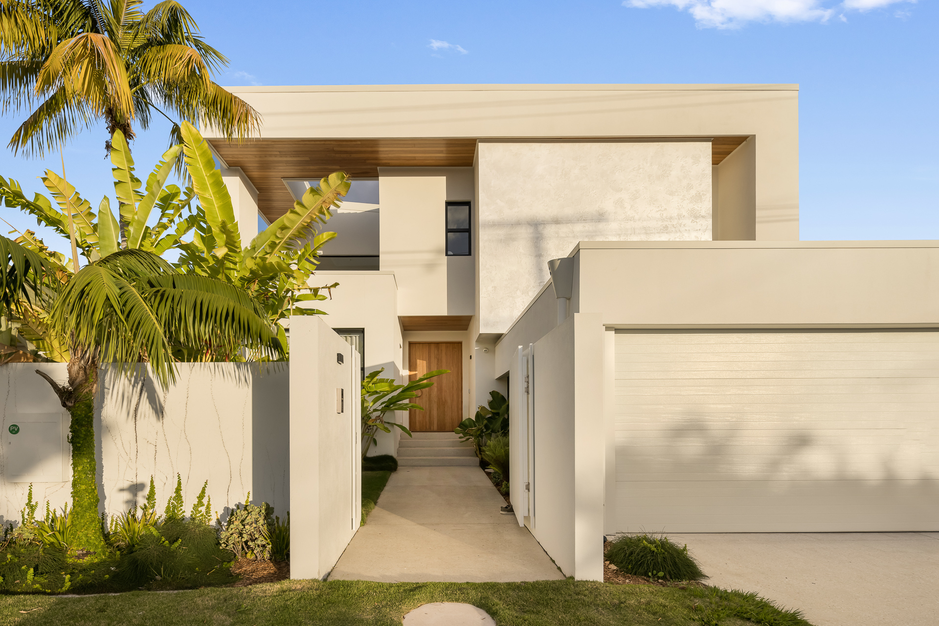 56 SURFERS AVENUE, Mermaid Waters QLD 4218 - Image 1