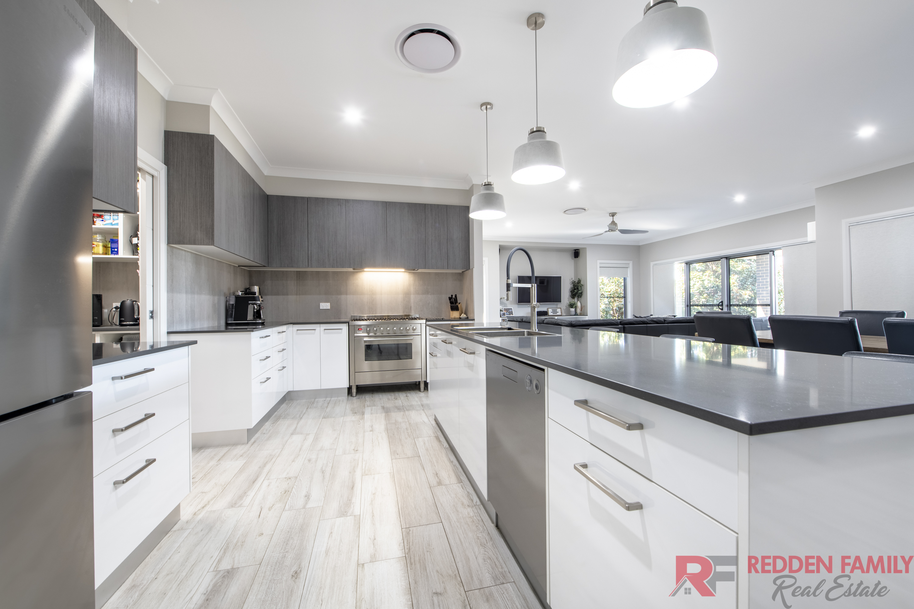 4-bedroom house at 6 COWAL COURT, Dubbo NSW 2830, Dubbo, New South Wales