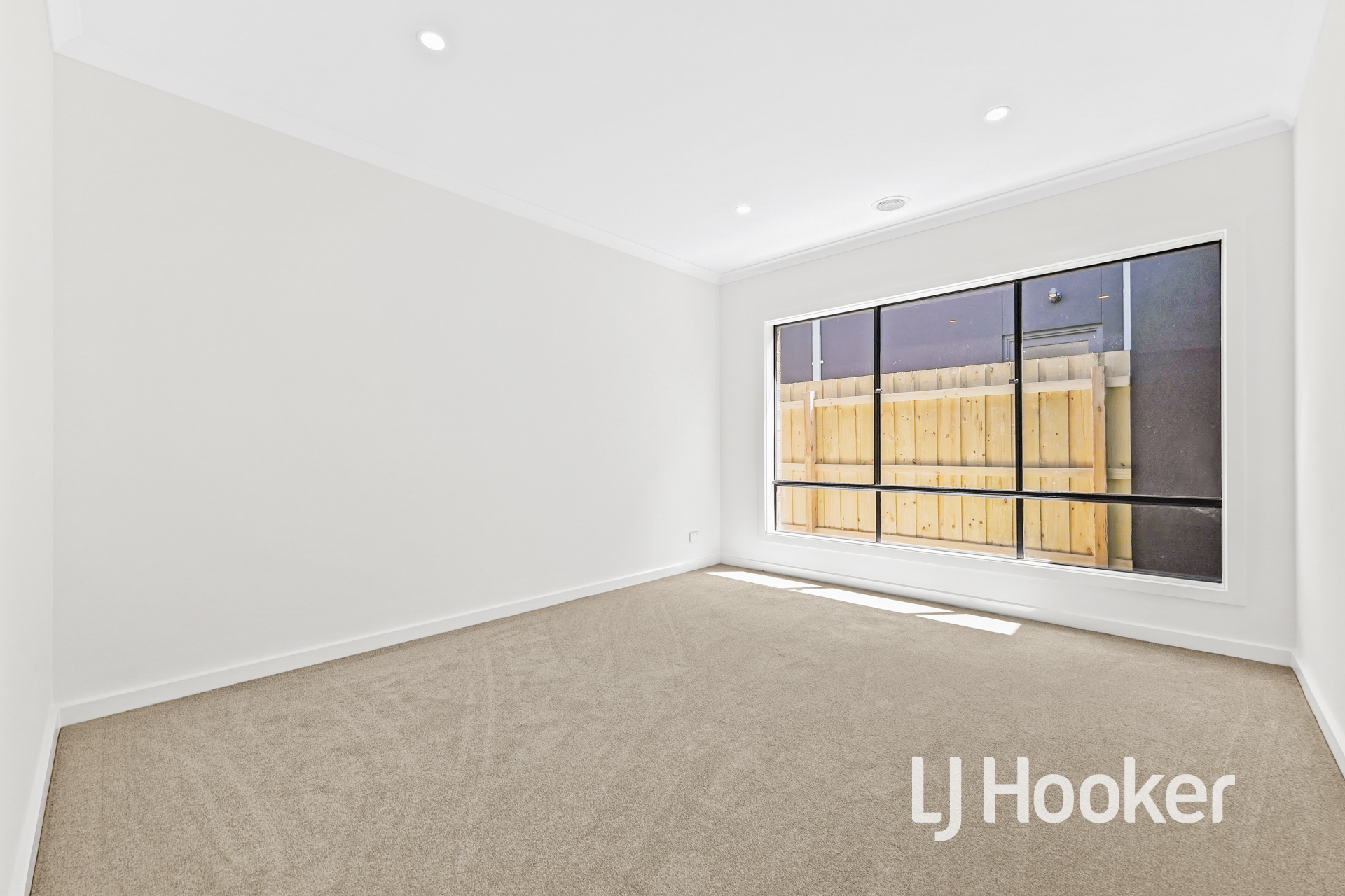 7 Maserati Way, Cranbourne East, VIC 3977 - Image 5