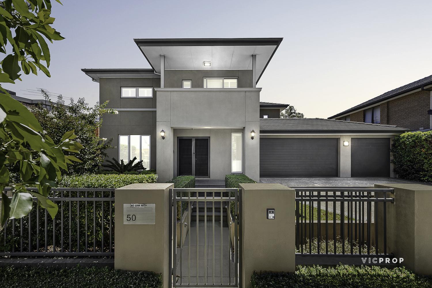 50 Dublin Avenue, Strathmore, VIC 3041 - Image 1