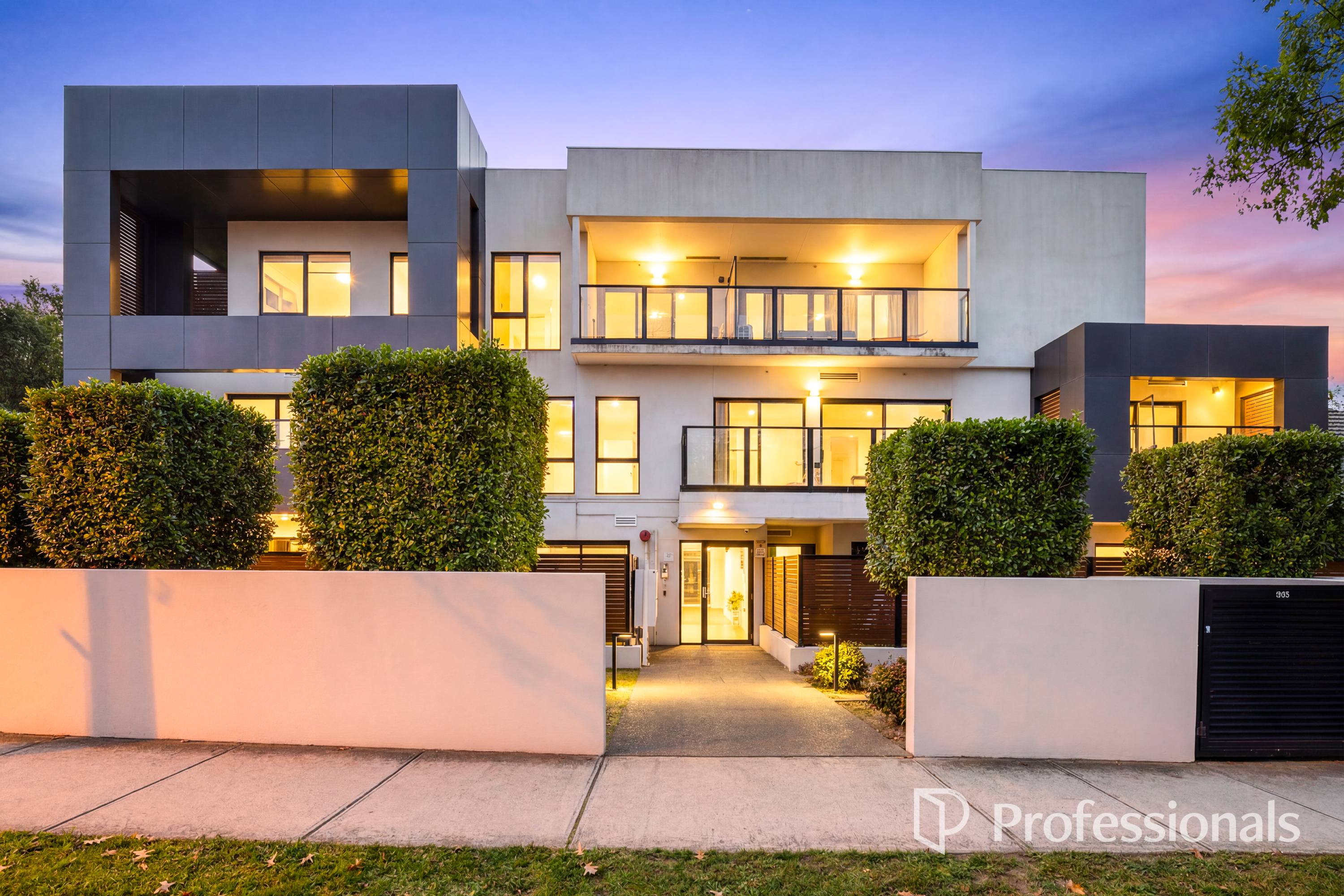 207 1-3 ASHTED ROAD, BOX HILL VIC 3128 - Image 1