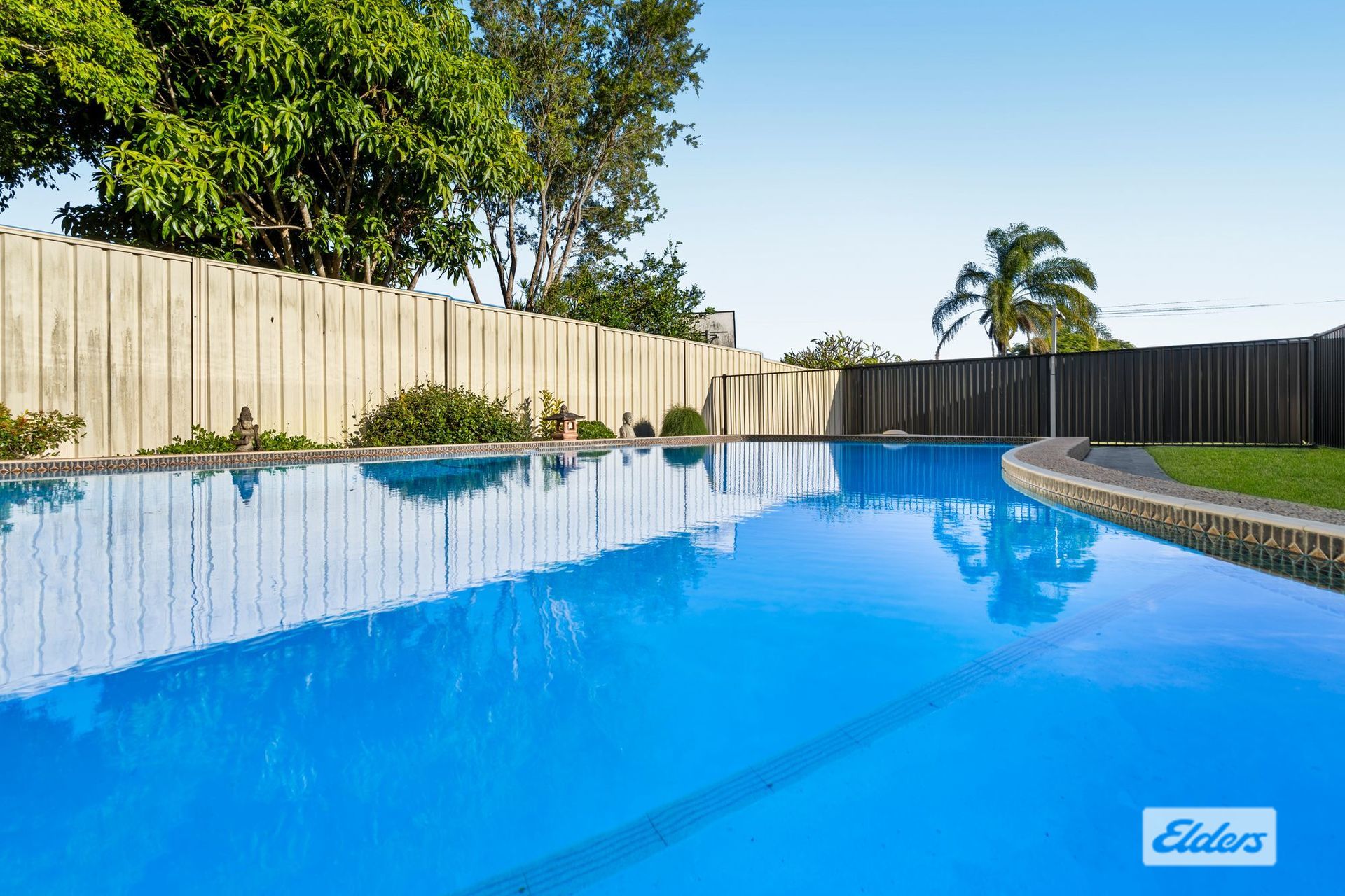 54 BELINDA CRESCENT, Springwood QLD 4127 - Image 4