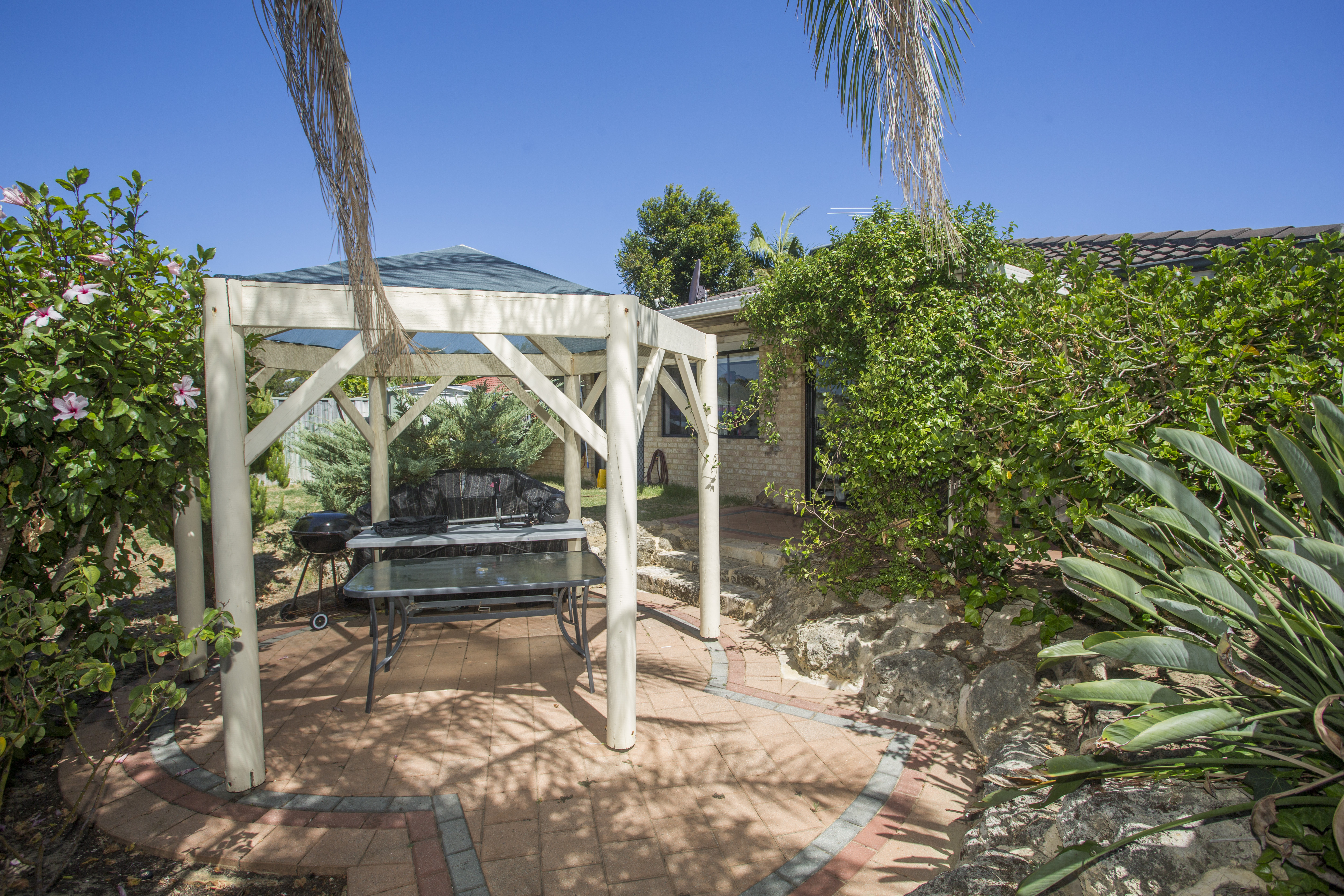 4-bedroom house at 10 Mangrove Circuit, Banksia Grove, WA 6031, Wanneroo, Western Australia